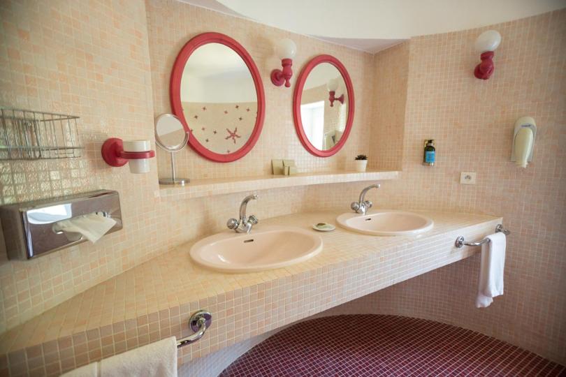 Superior Suite - Photo 6