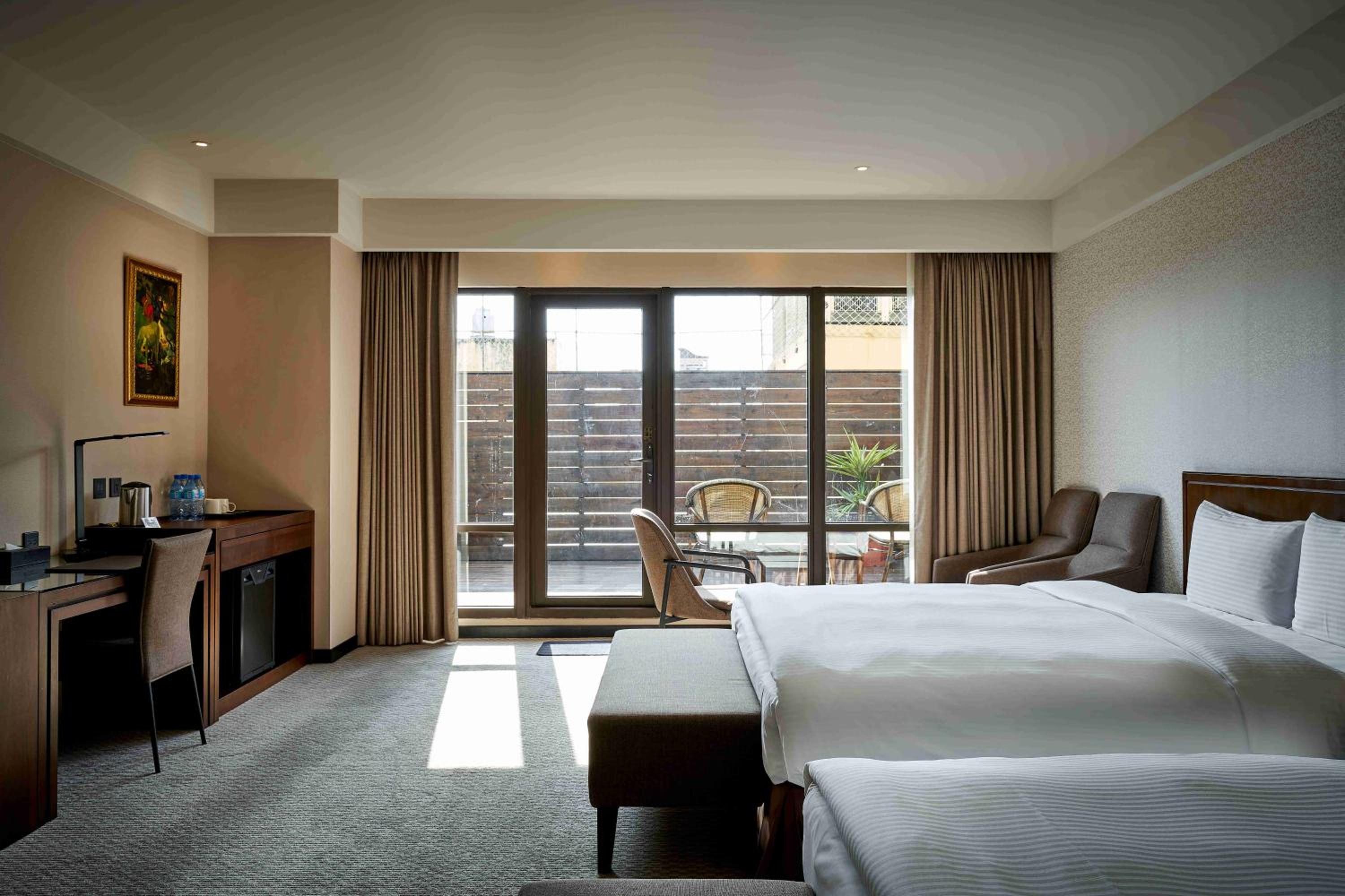 Deluxe Quadruple Room with Terrace & Parking