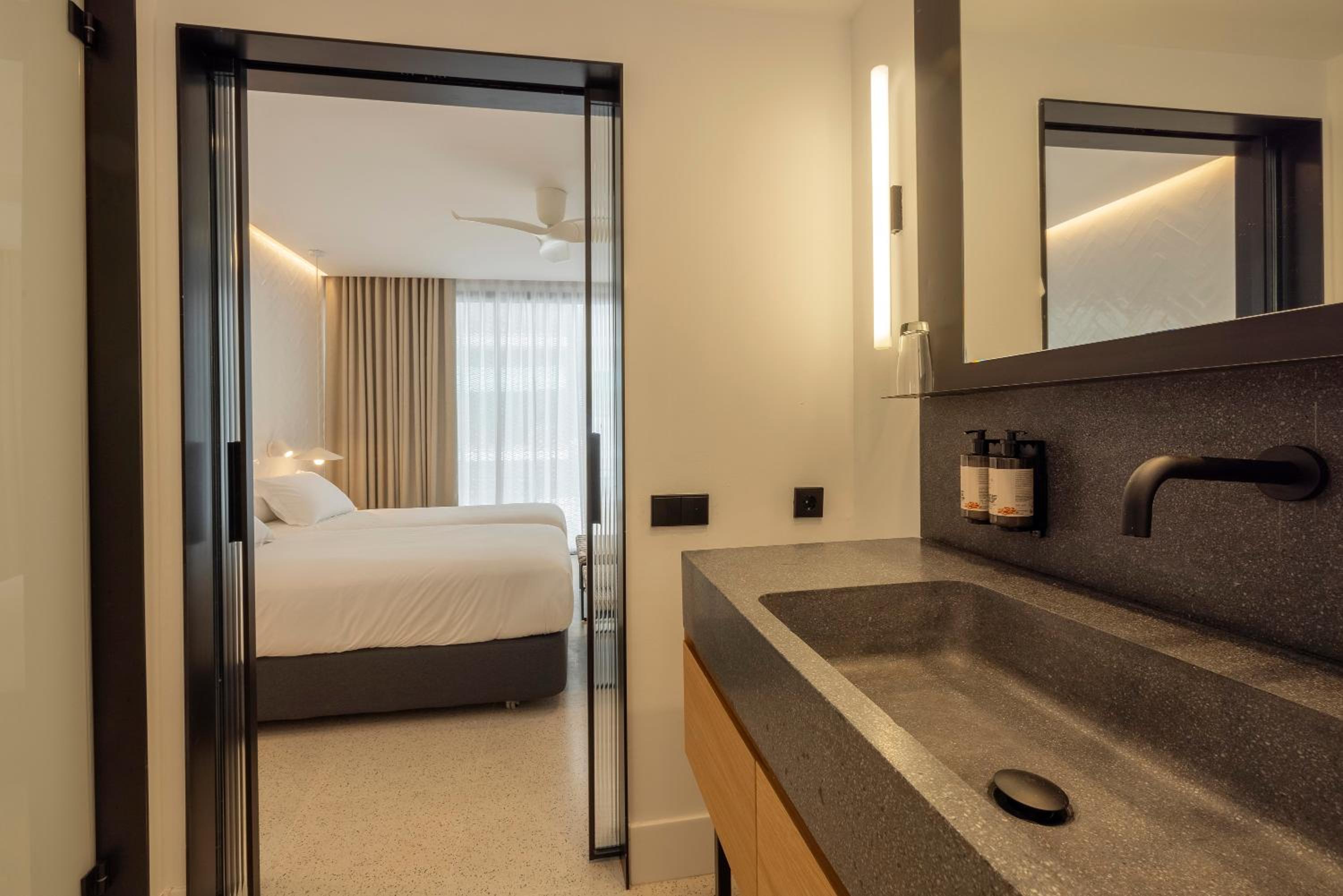 Superior Double Room - Photo 5