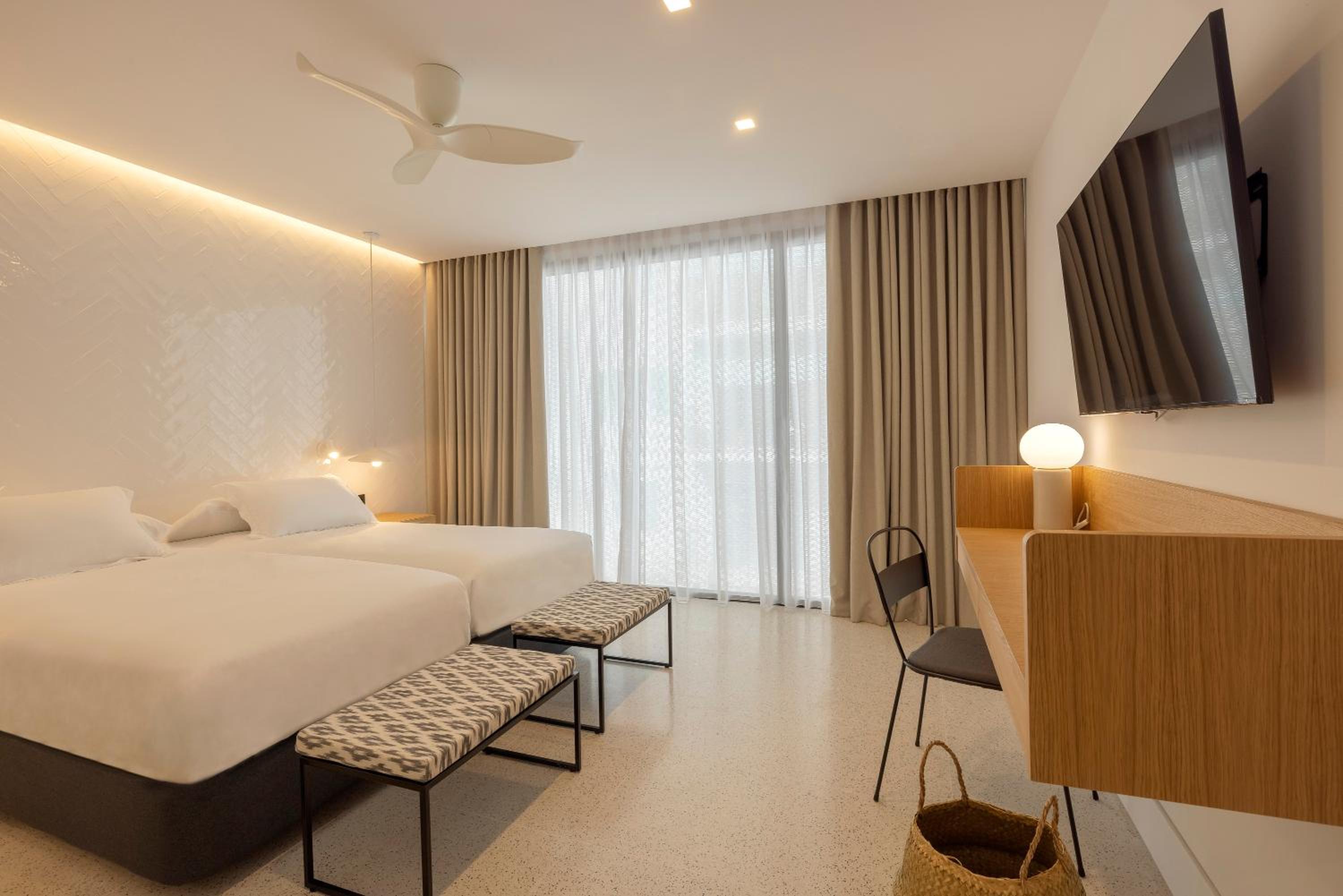 Superior Double Room - Photo 4