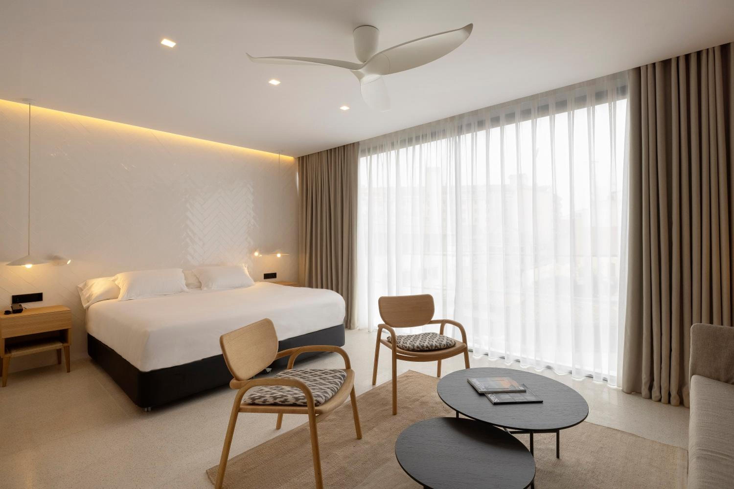 Junior Suite - Photo 1