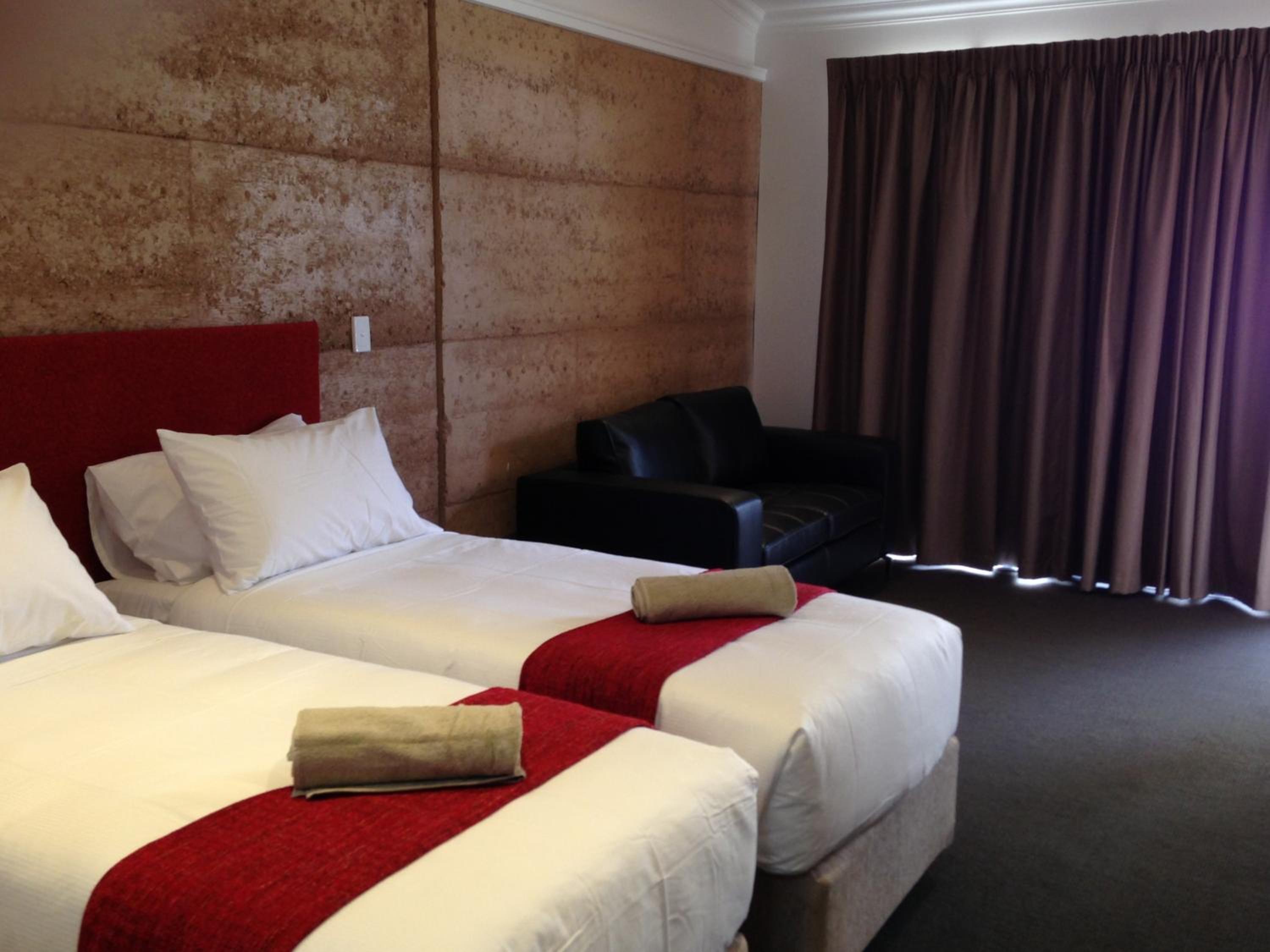 Deluxe Double or Twin Room photo 3