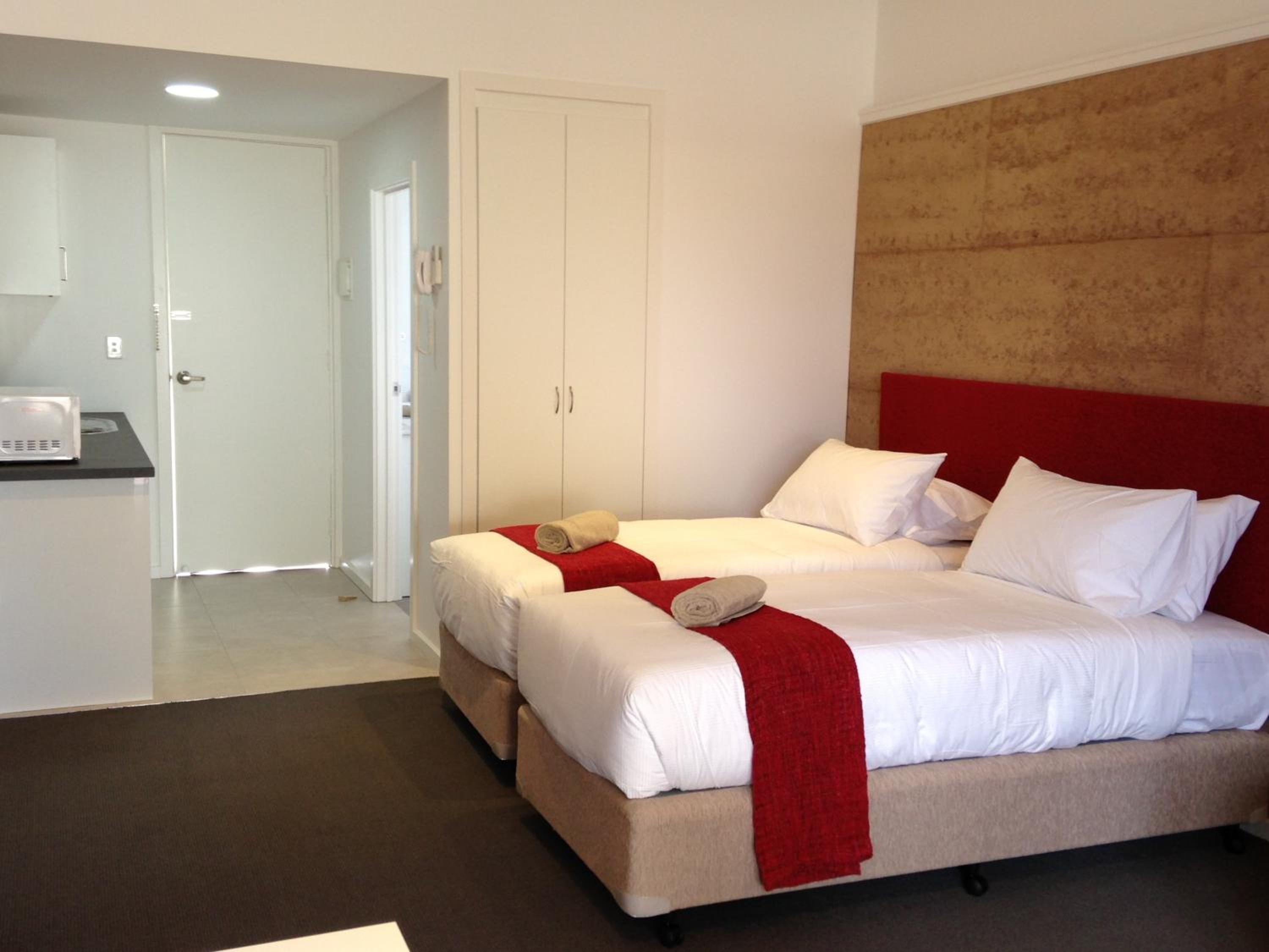 Deluxe Twin Room photo 3
