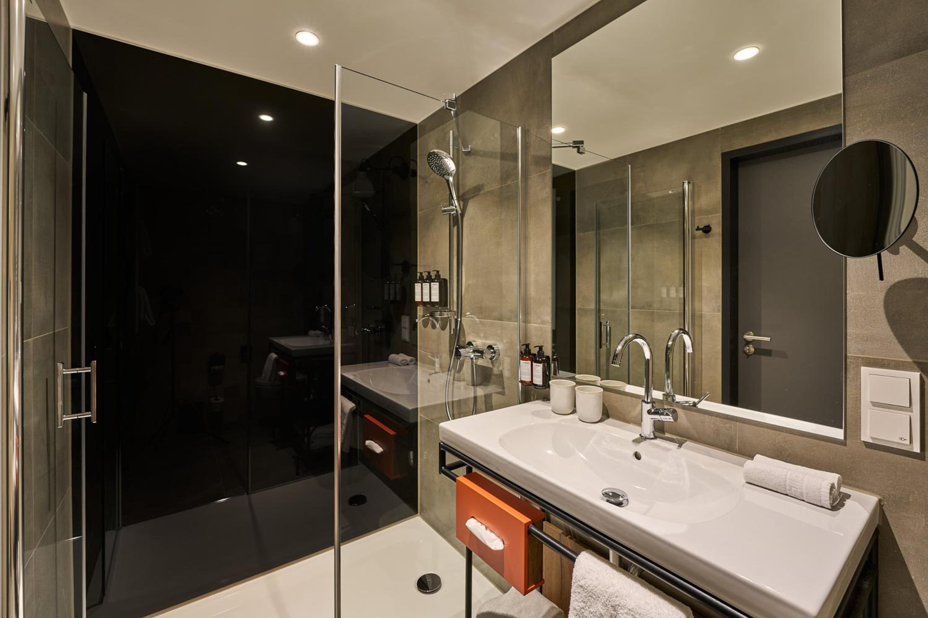 Double Room with View - Photo 2