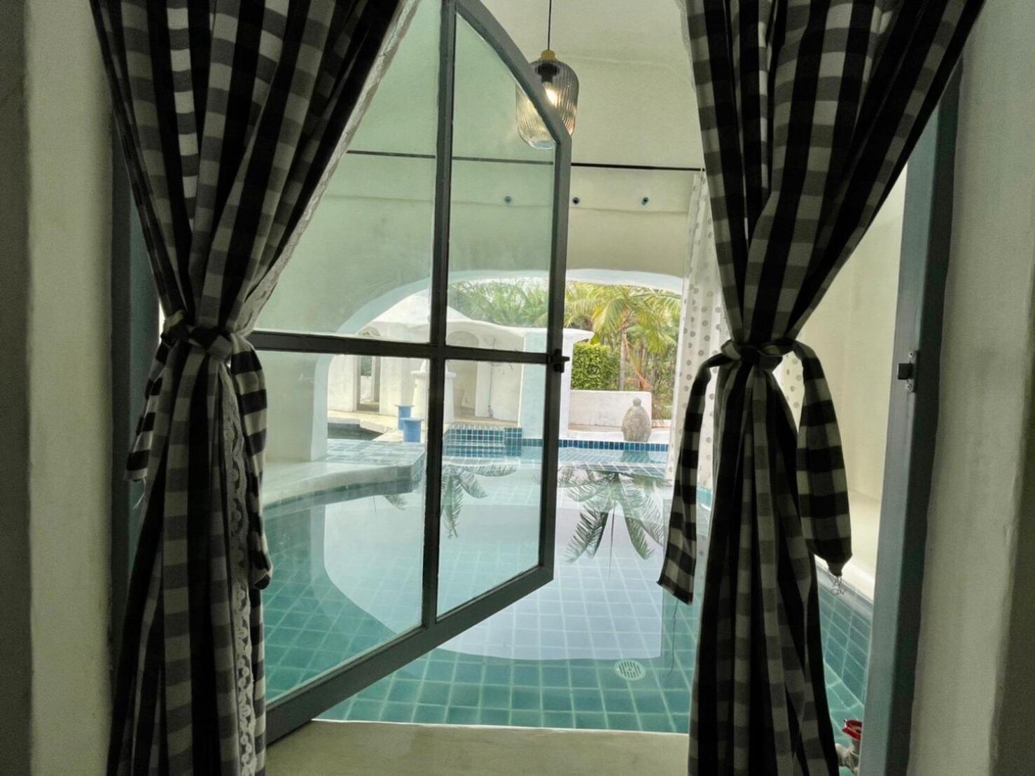 Family Two-Bedroom Room with River Access with Pool  - Photo 11