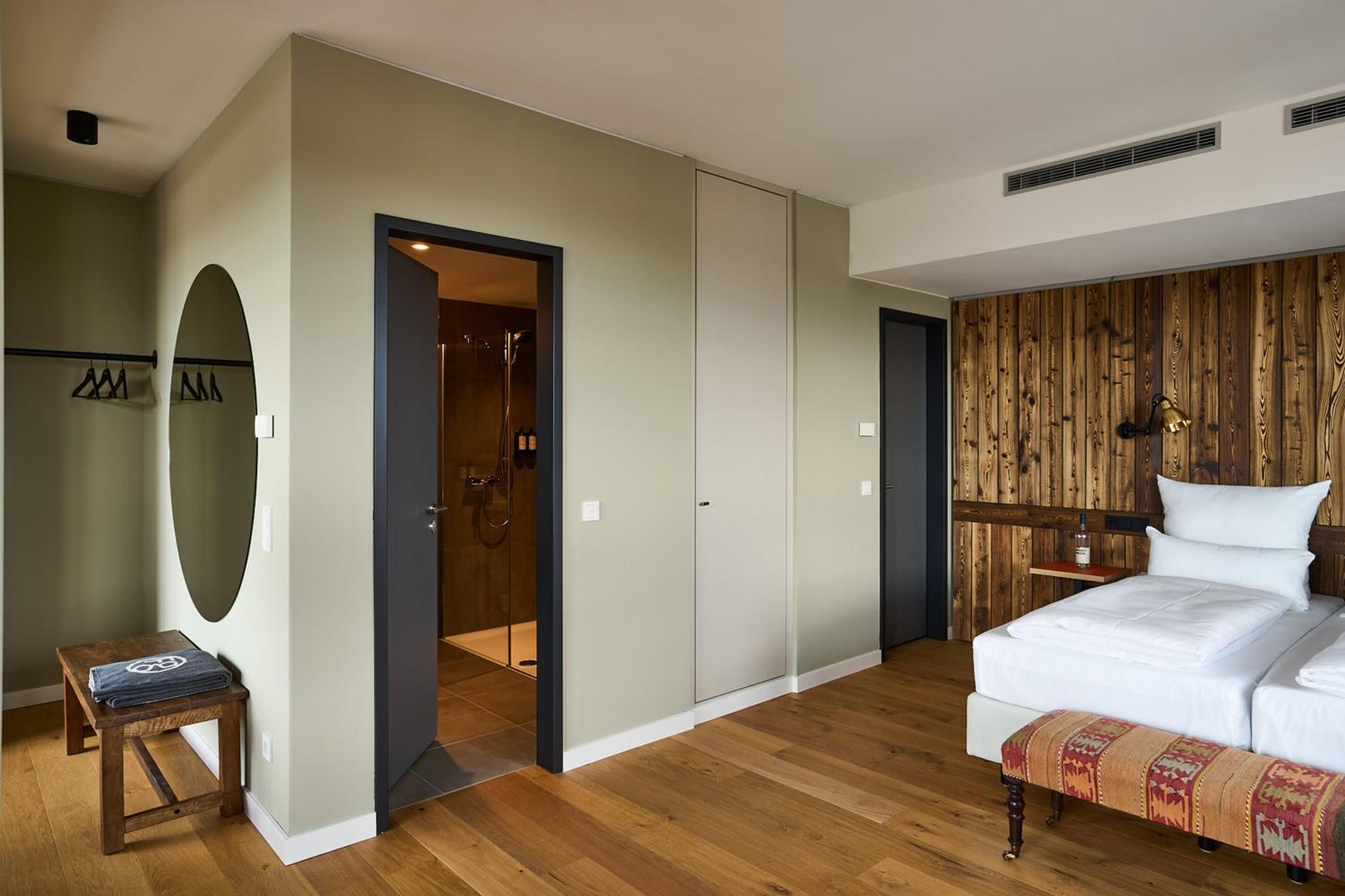 Loft Suite - Photo 3
