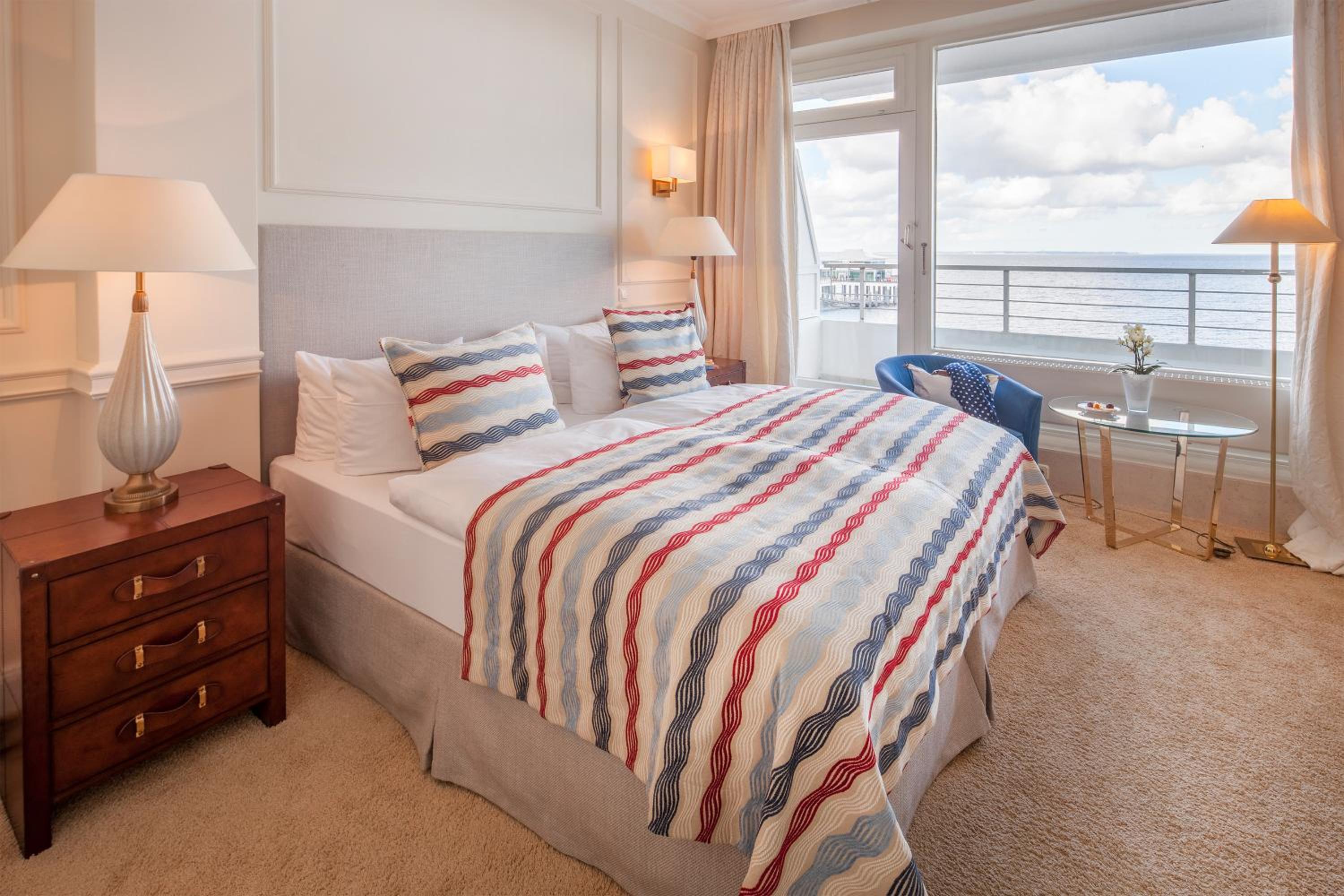 Panorama Suite with two rooms (Sea View) - Photo 5