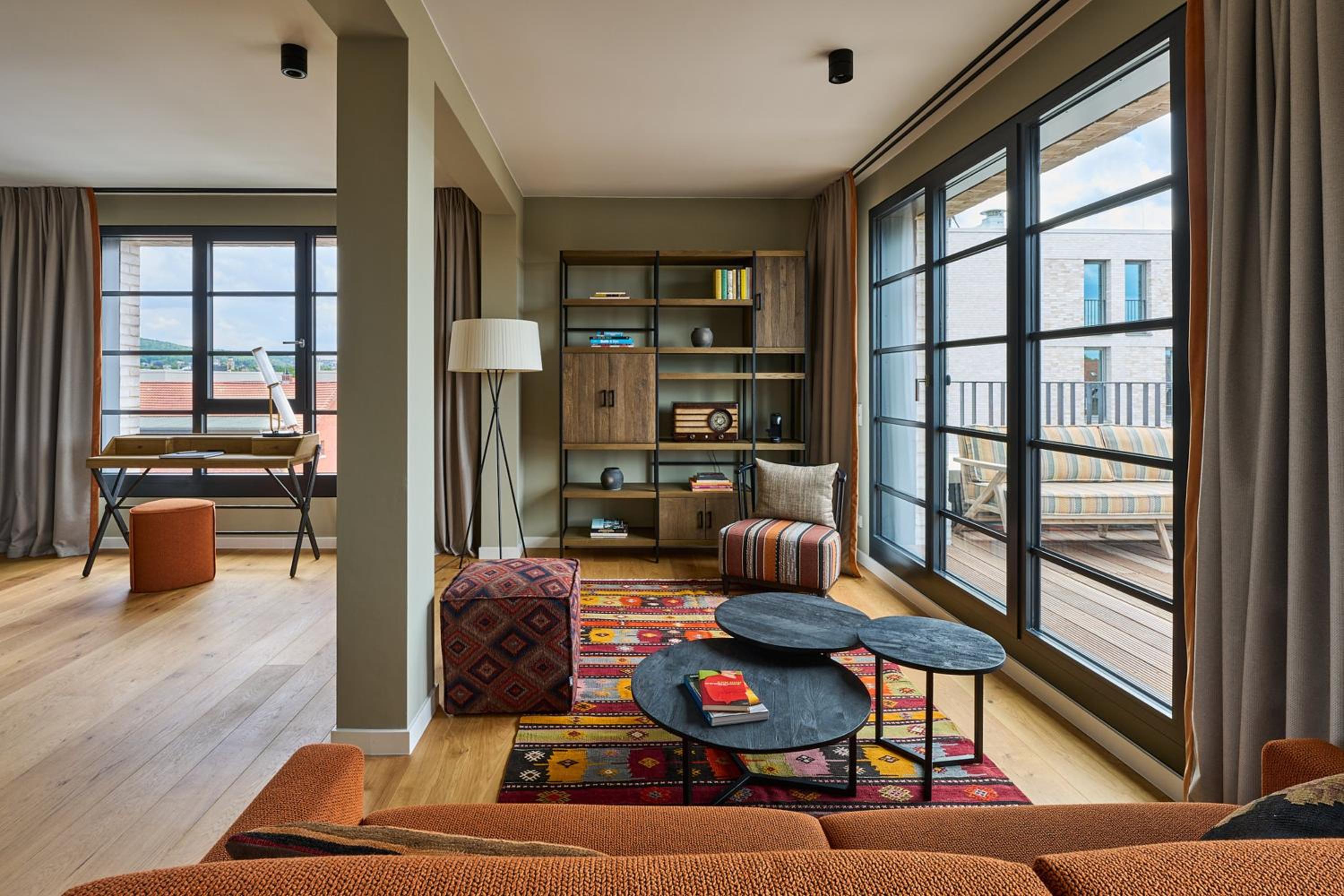 Loft Suite with Terrace - Photo 9