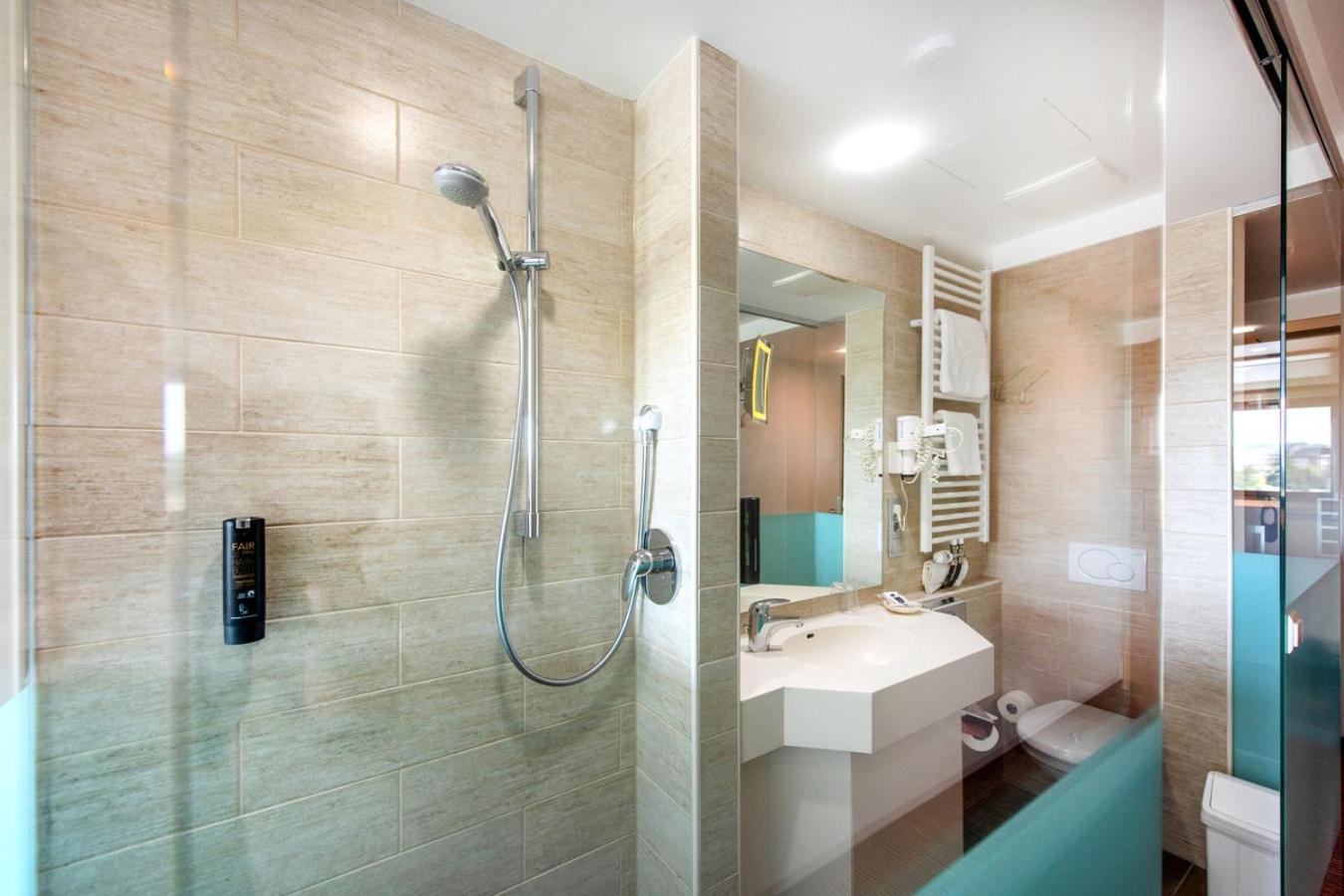 Superior Single Room with River View photo 2