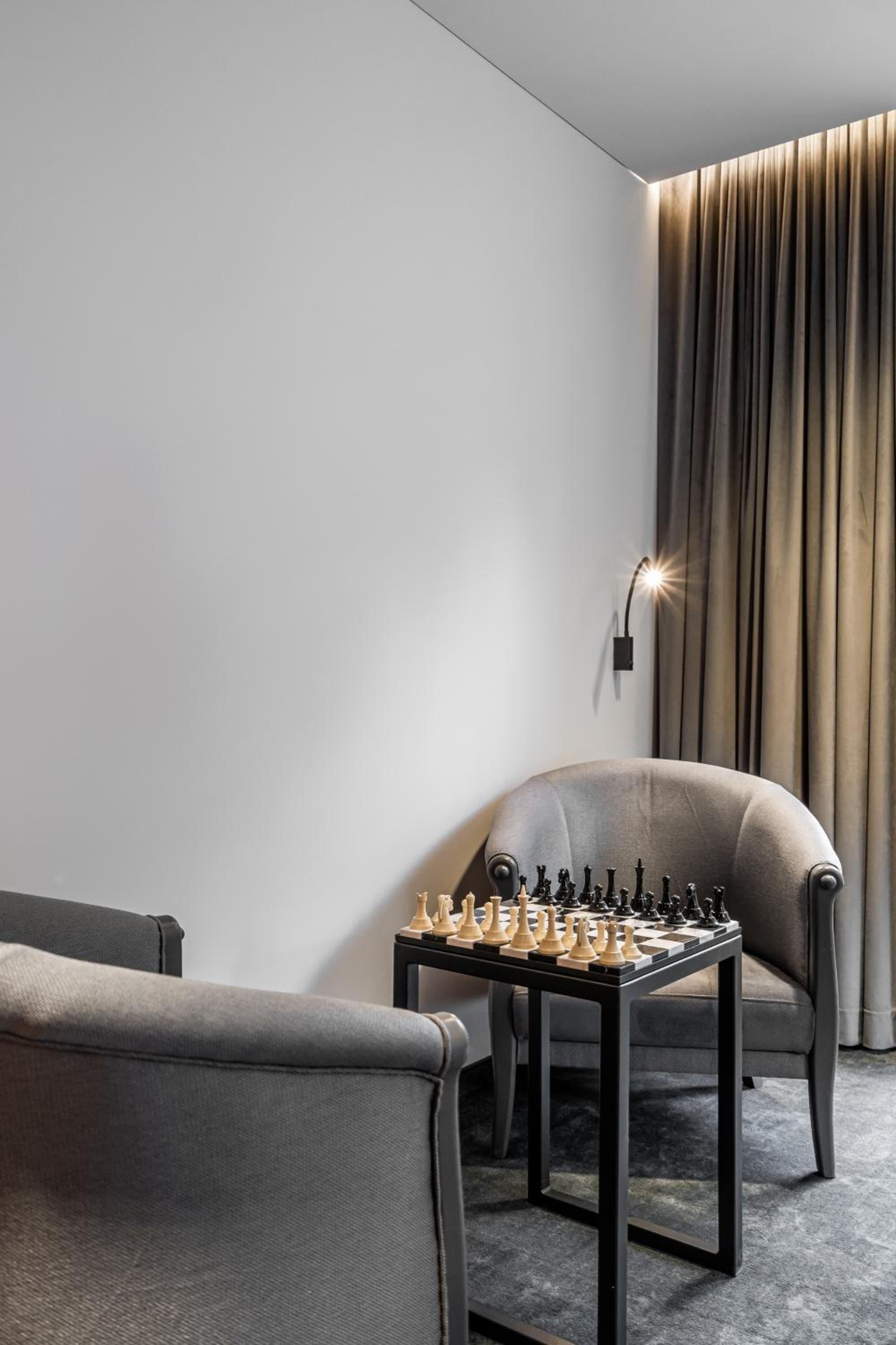 Deluxe Double Room with Balcony - Photo 6