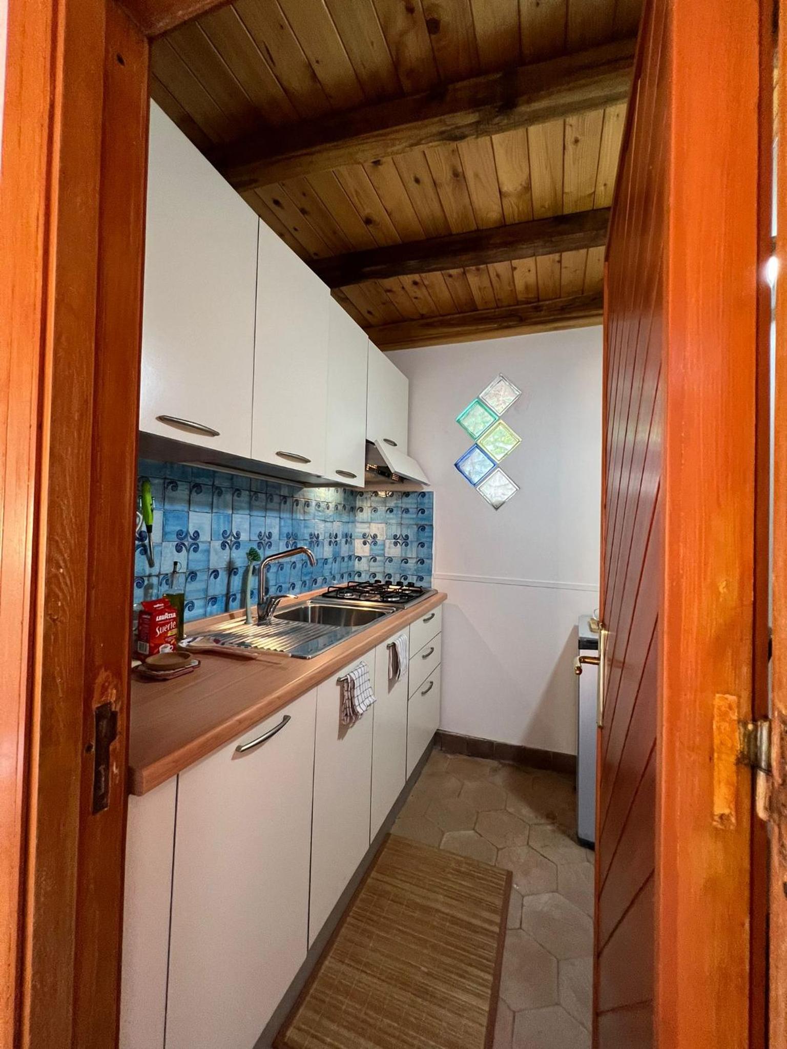 Deluxe Room (2 Adults + 1 Child) photo 2