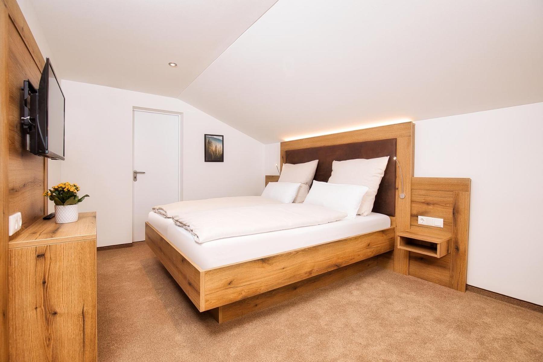 Deluxe Suite photo 2