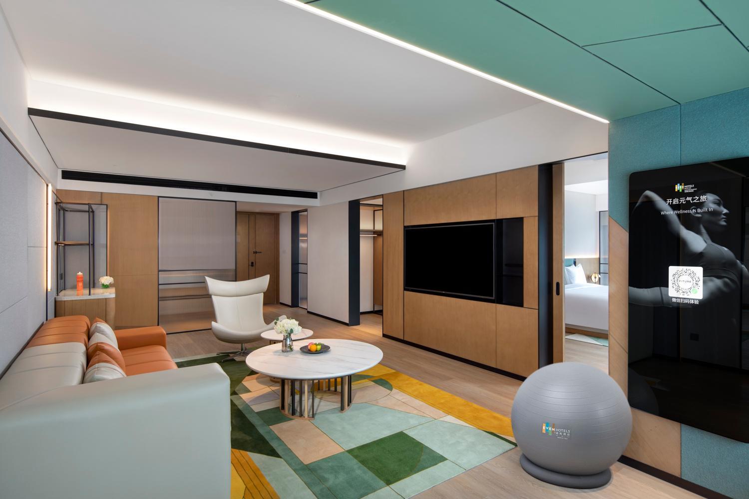 One-Bedroom Suite - Photo 1