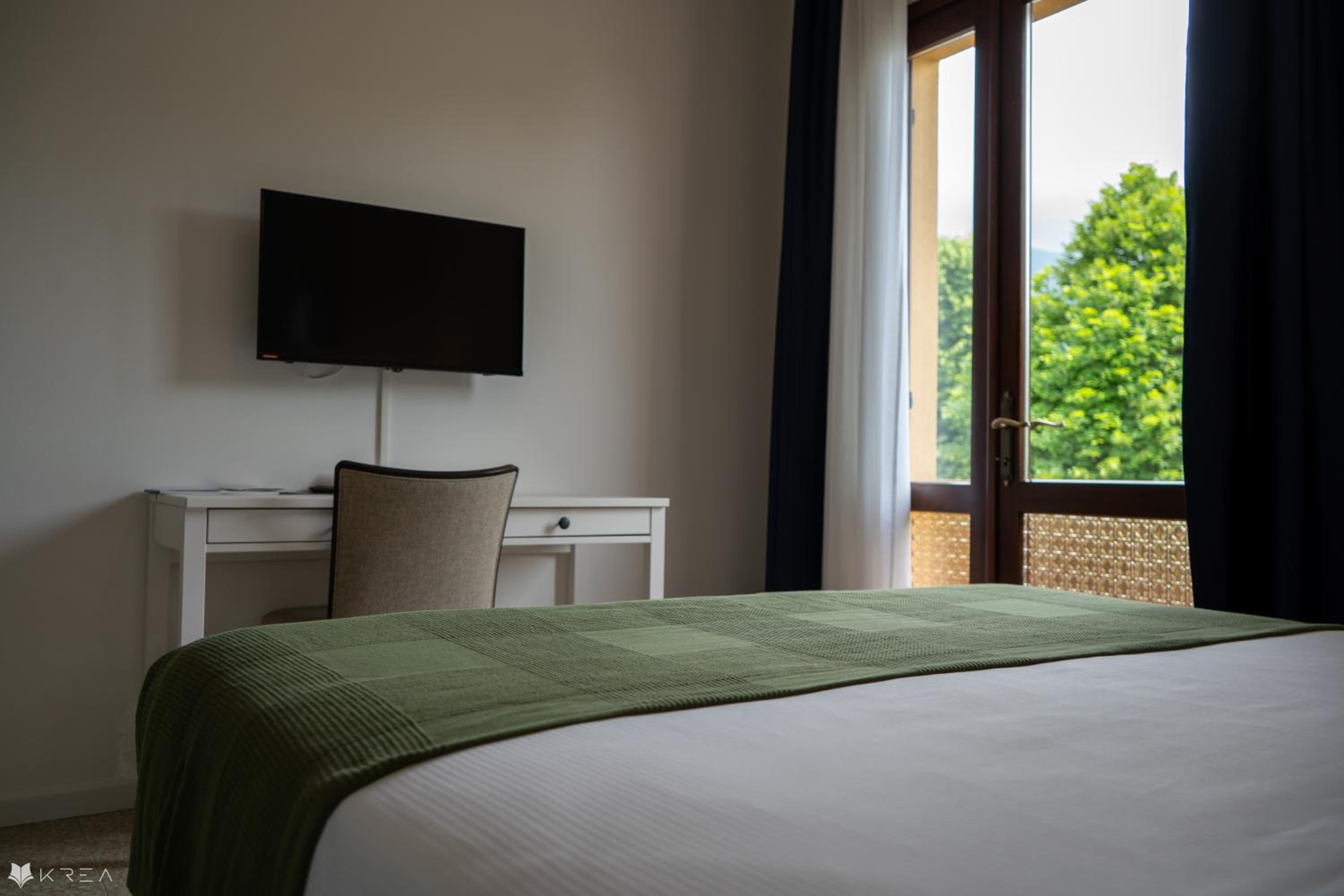 Double Room with Balcony - Photo 28