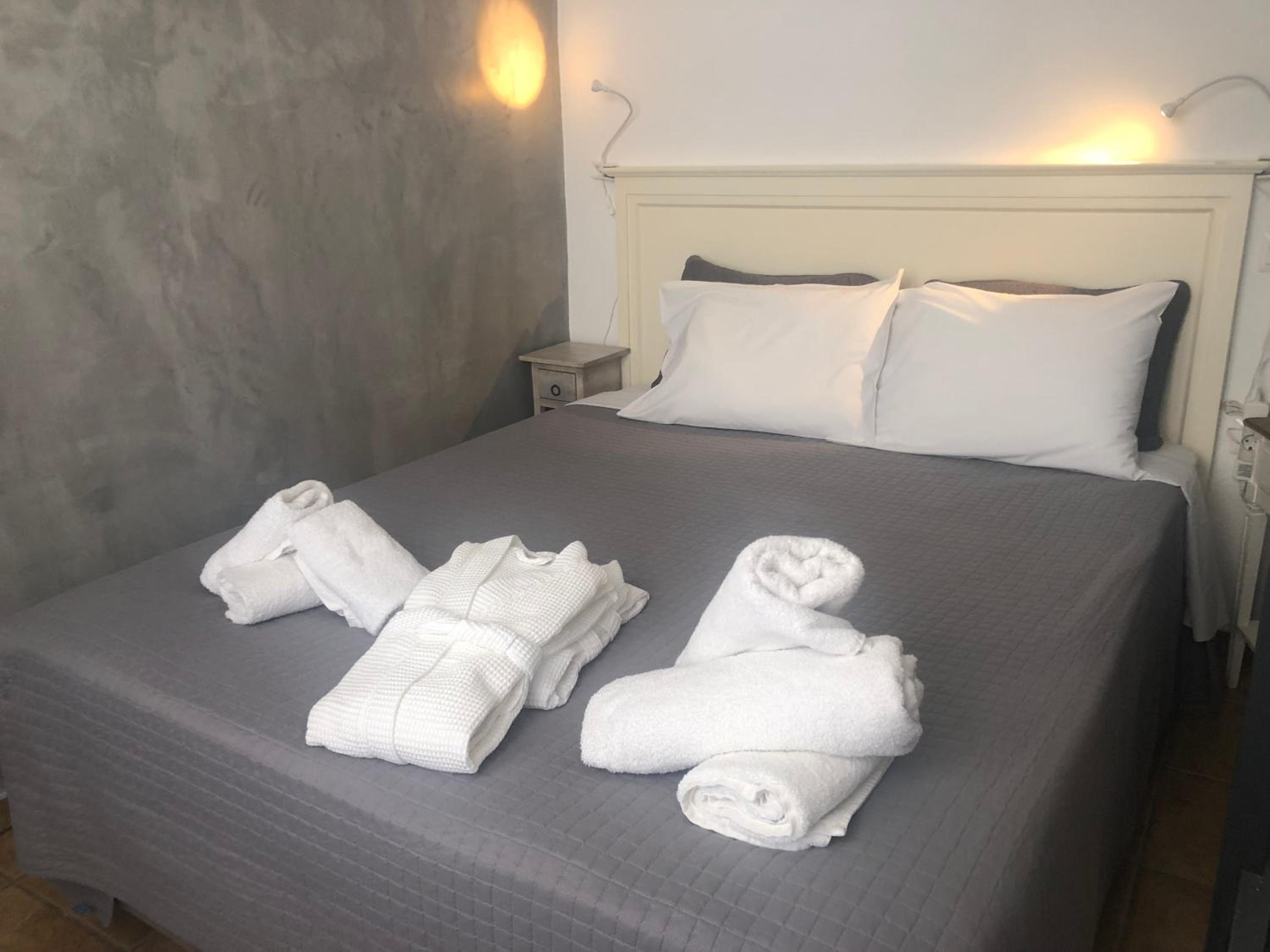 Superior Apartment with Terrace and Outdoor Hot Tub