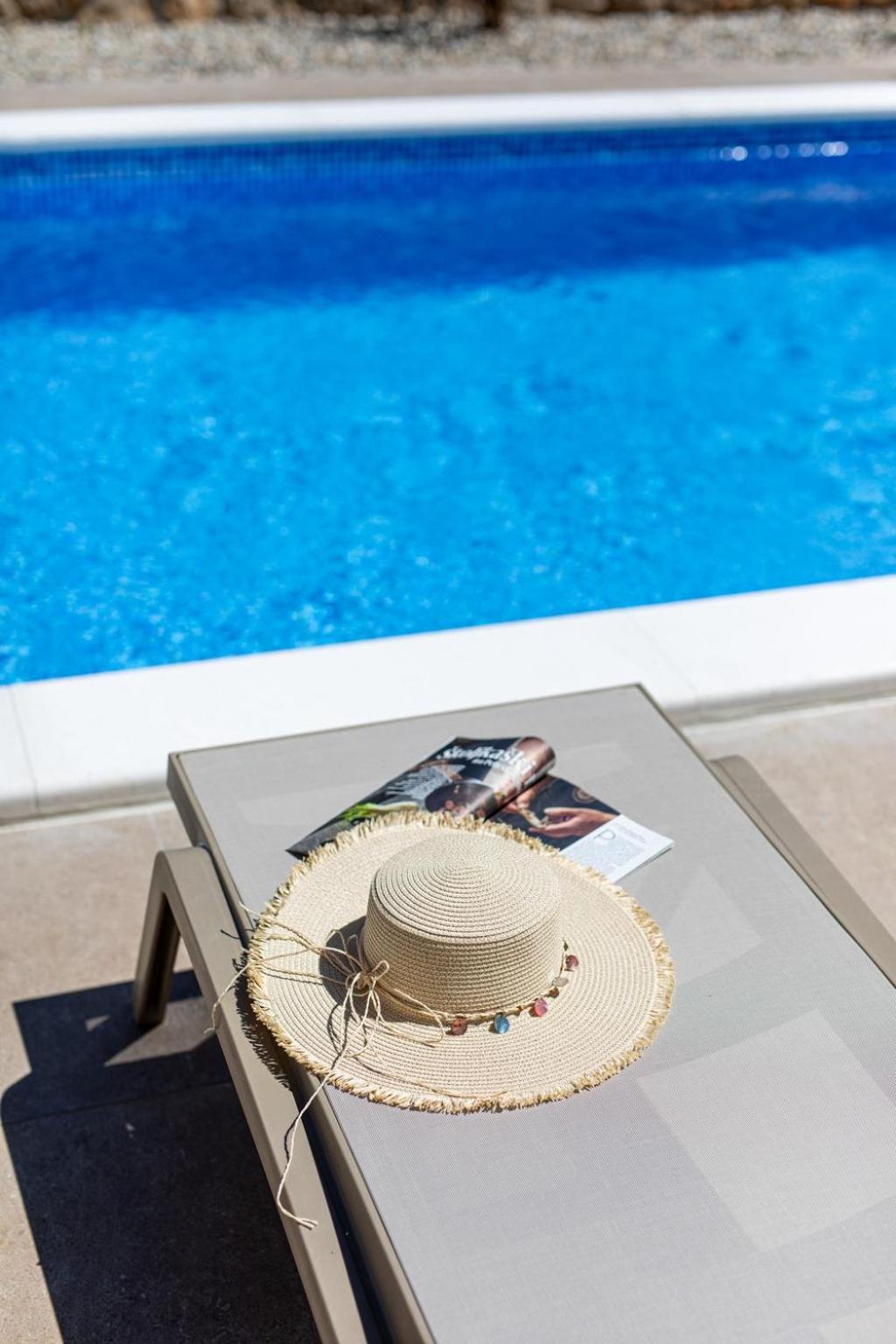 Villa with Private Pool photo 3