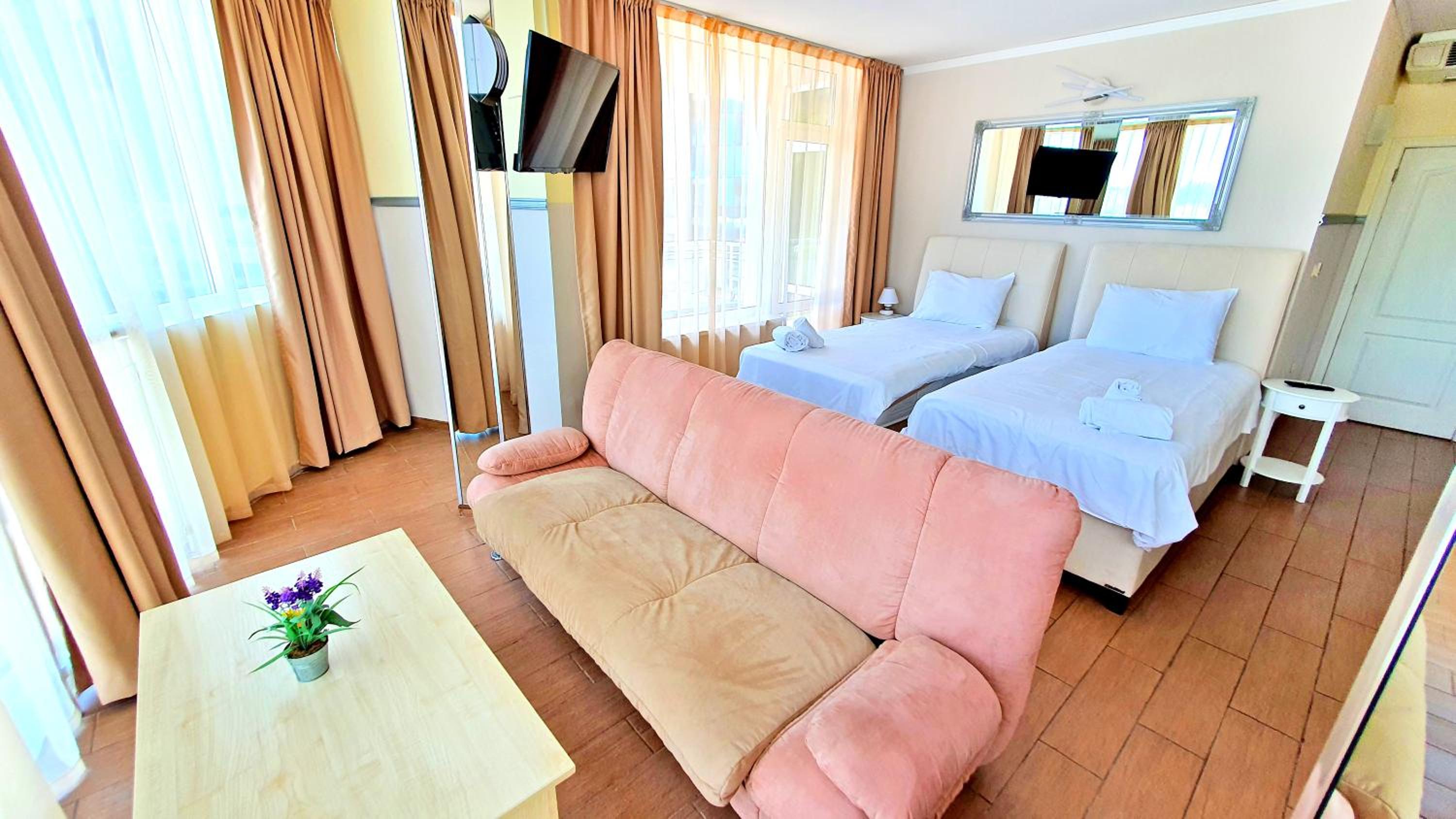 Deluxe Apartment - Photo 4