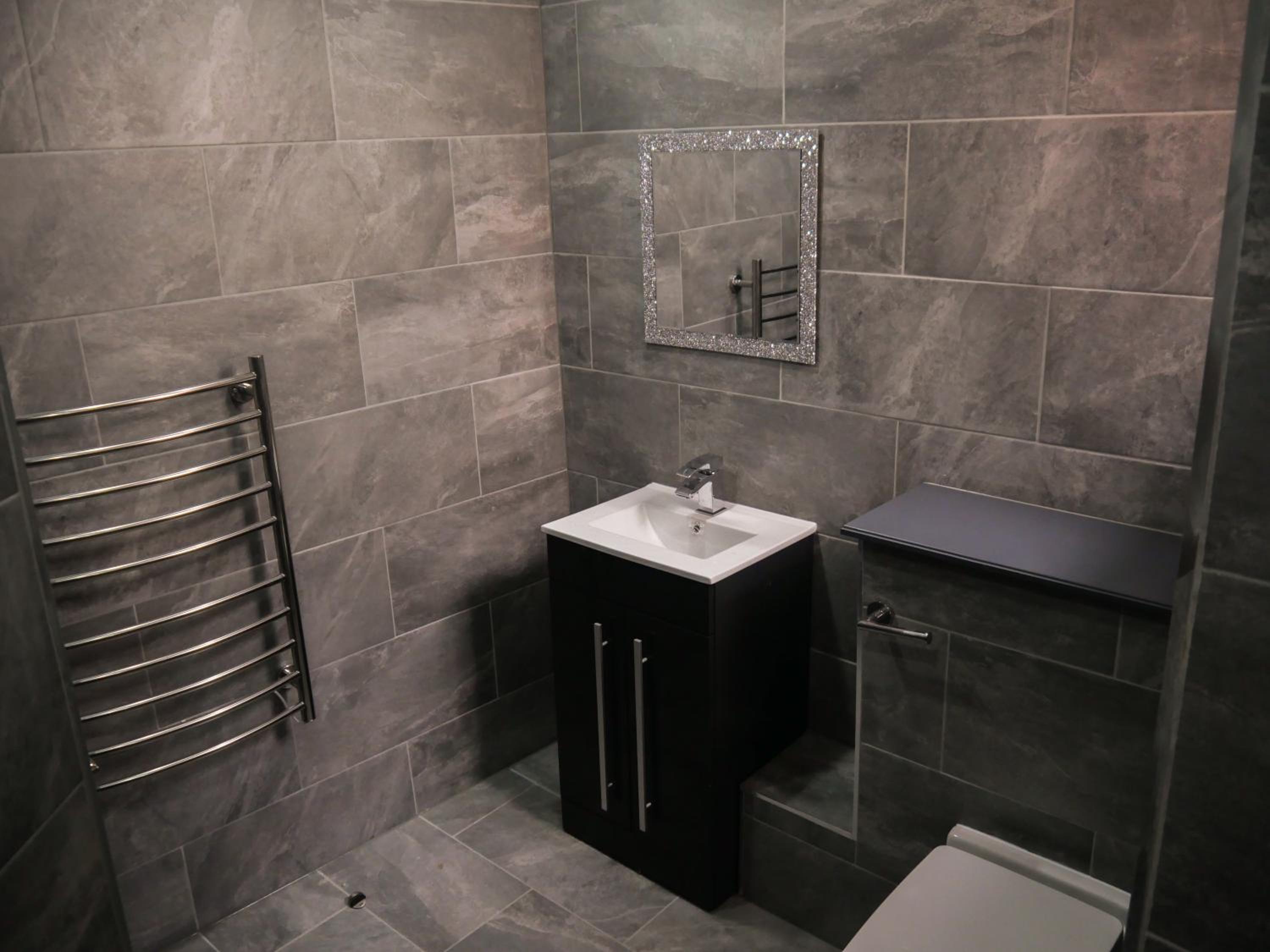 Double Room with Private Bathroom - Photo 5