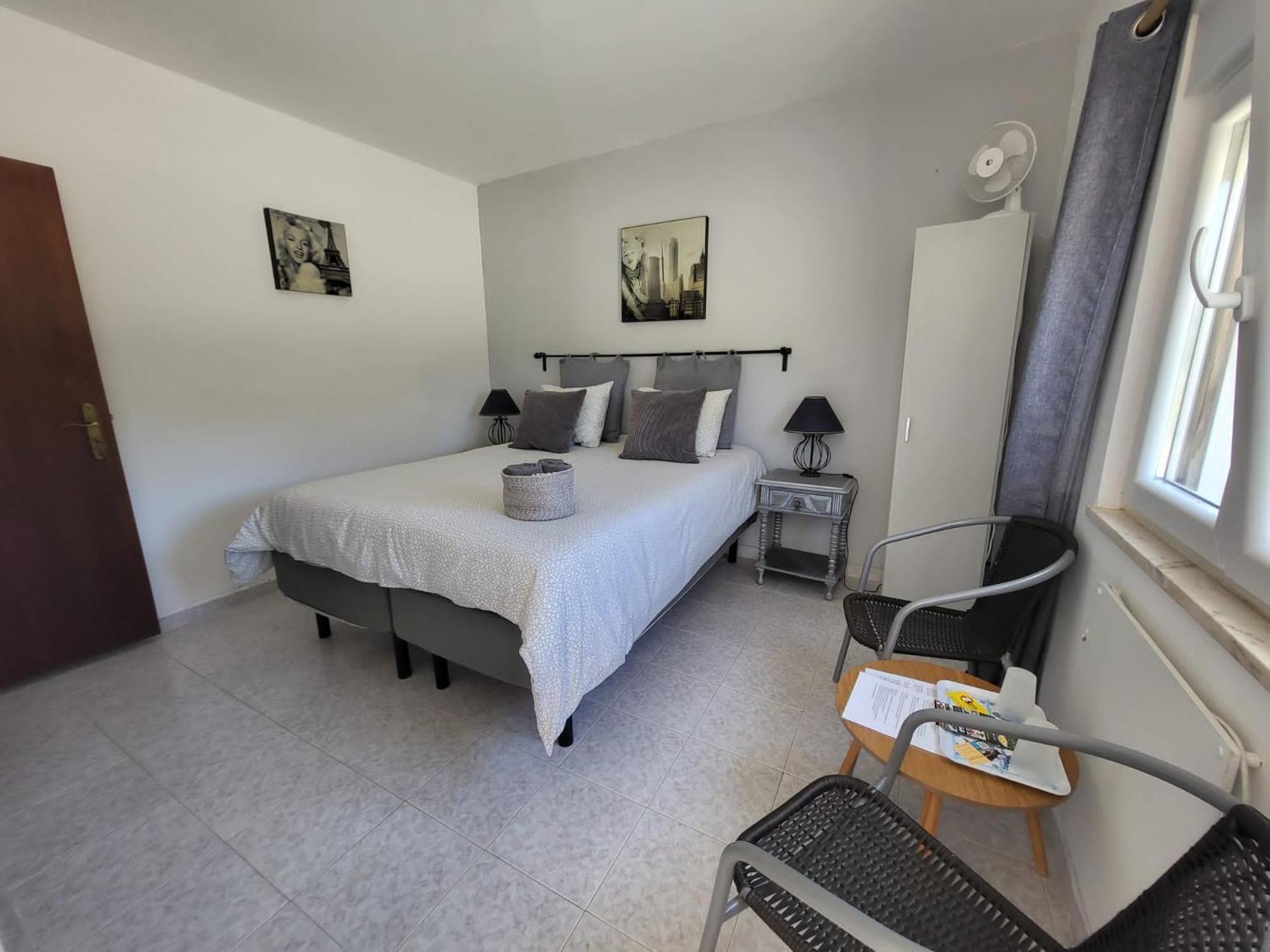 Deluxe Queen Room photo 3
