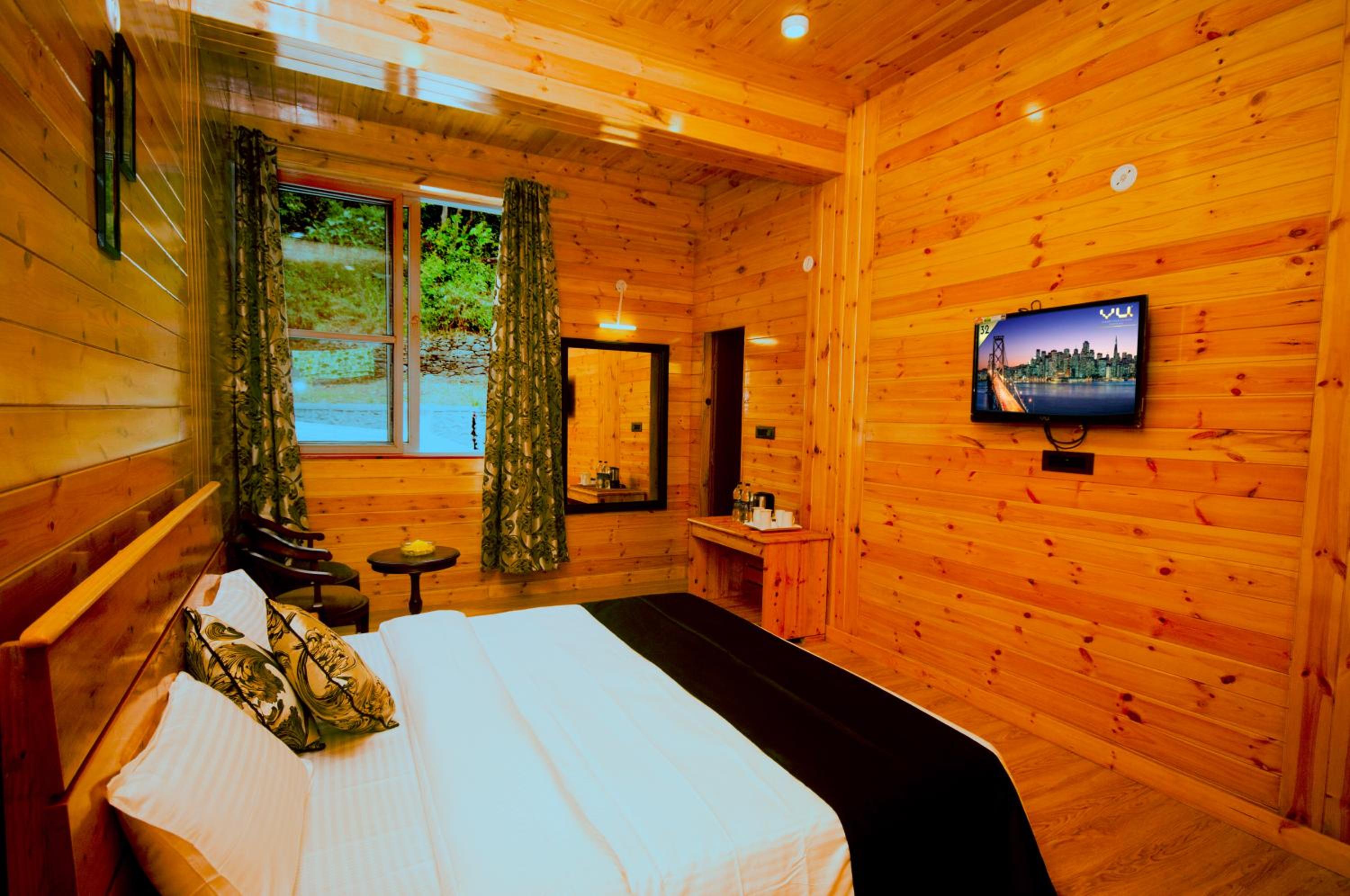 Family Room - Photo 1