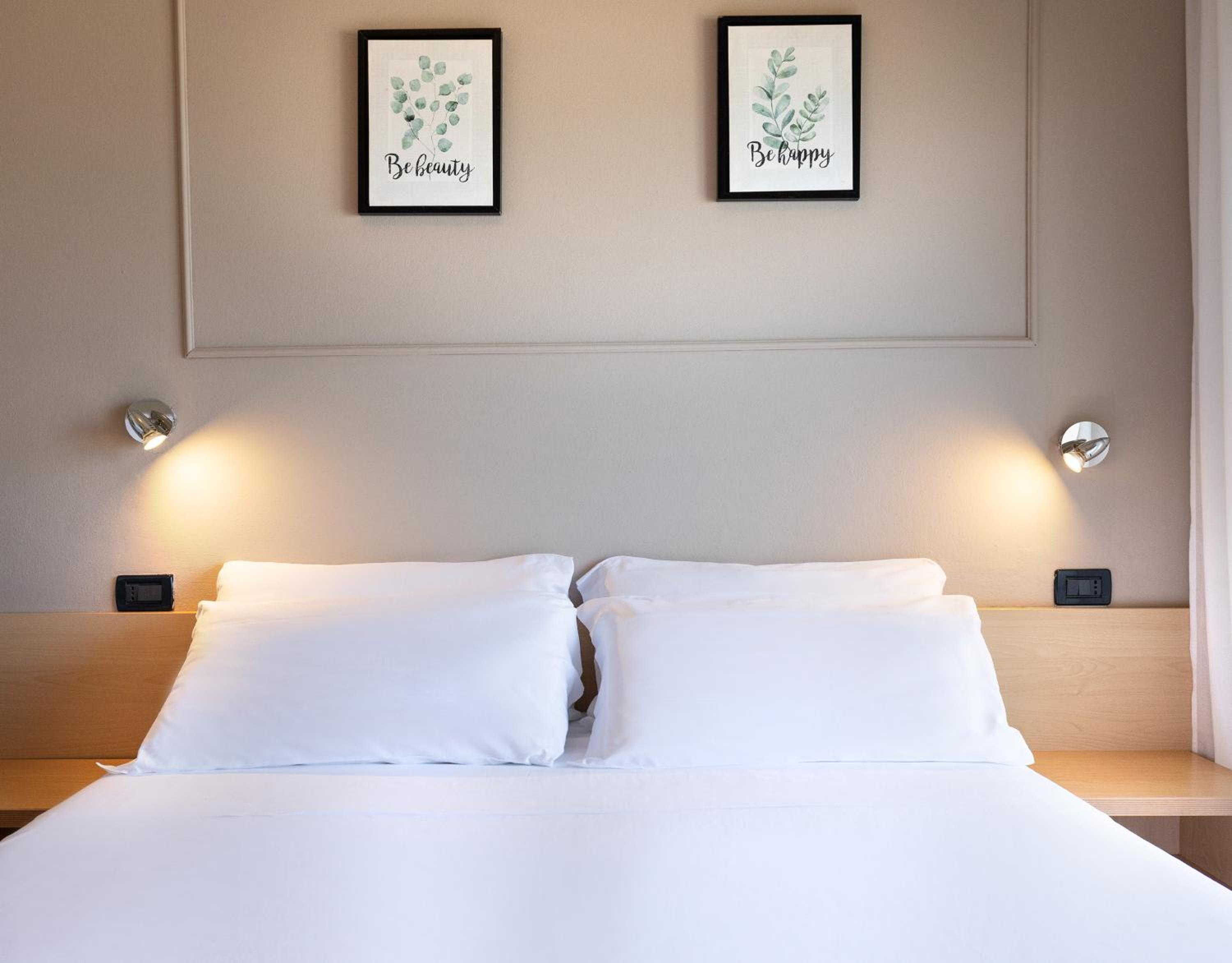 Classic Double Room with Sea View photo 2