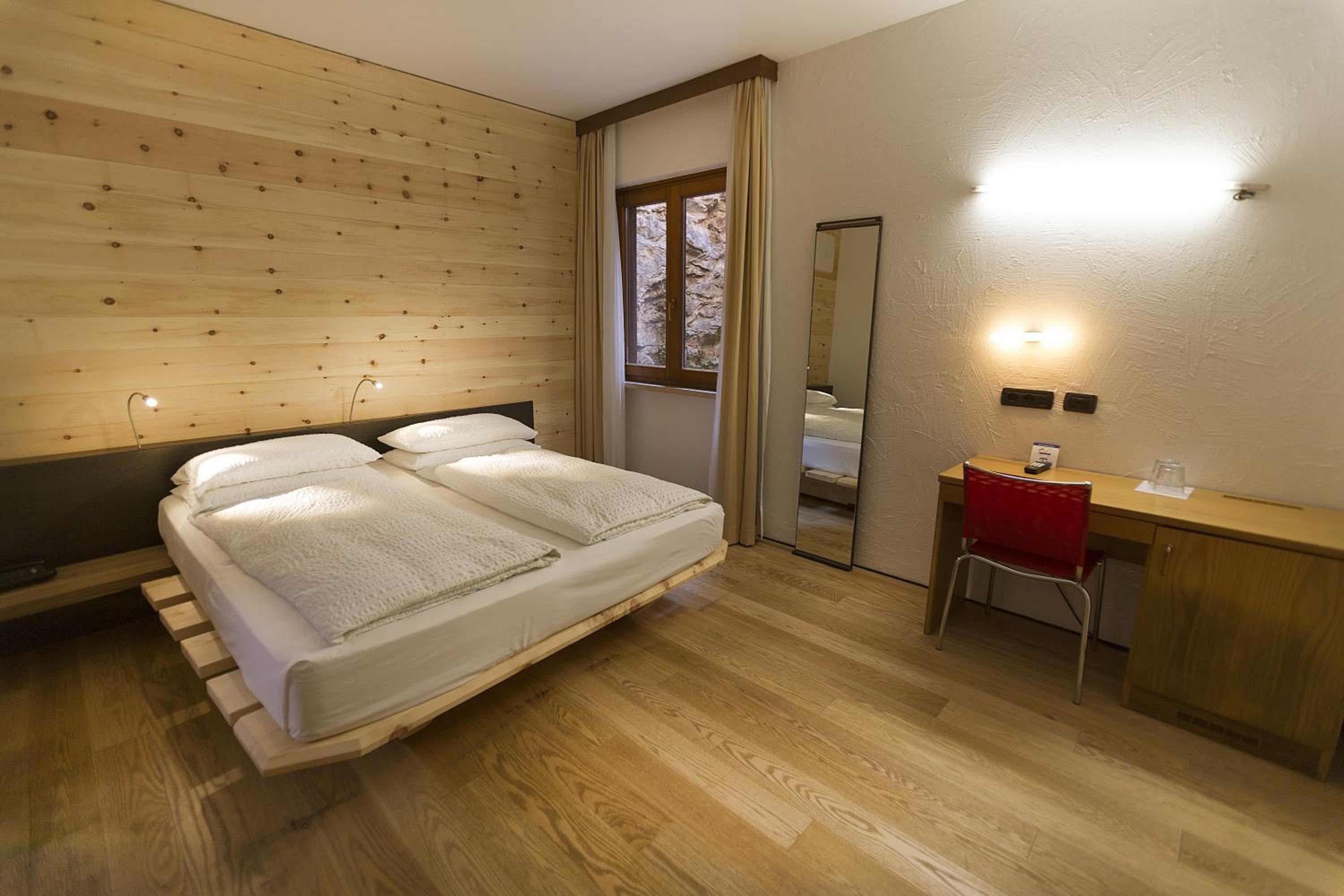 Economy Double Room - Photo 4