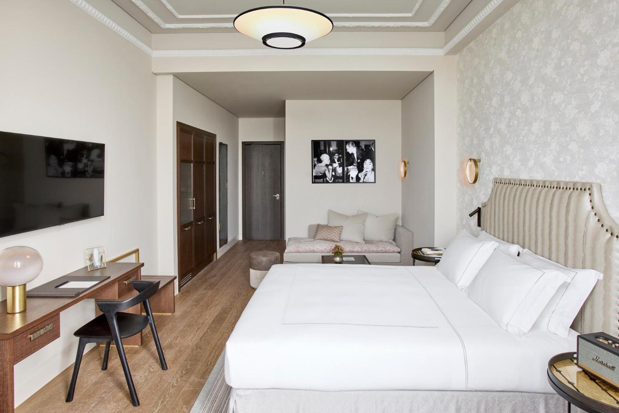 Junior Suite Sea Front Oriel - Photo 3