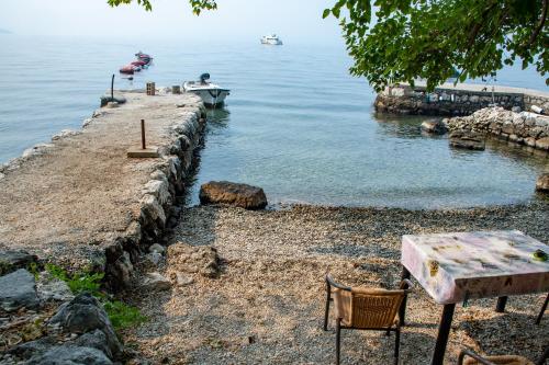 Studio Apartment with Sea View