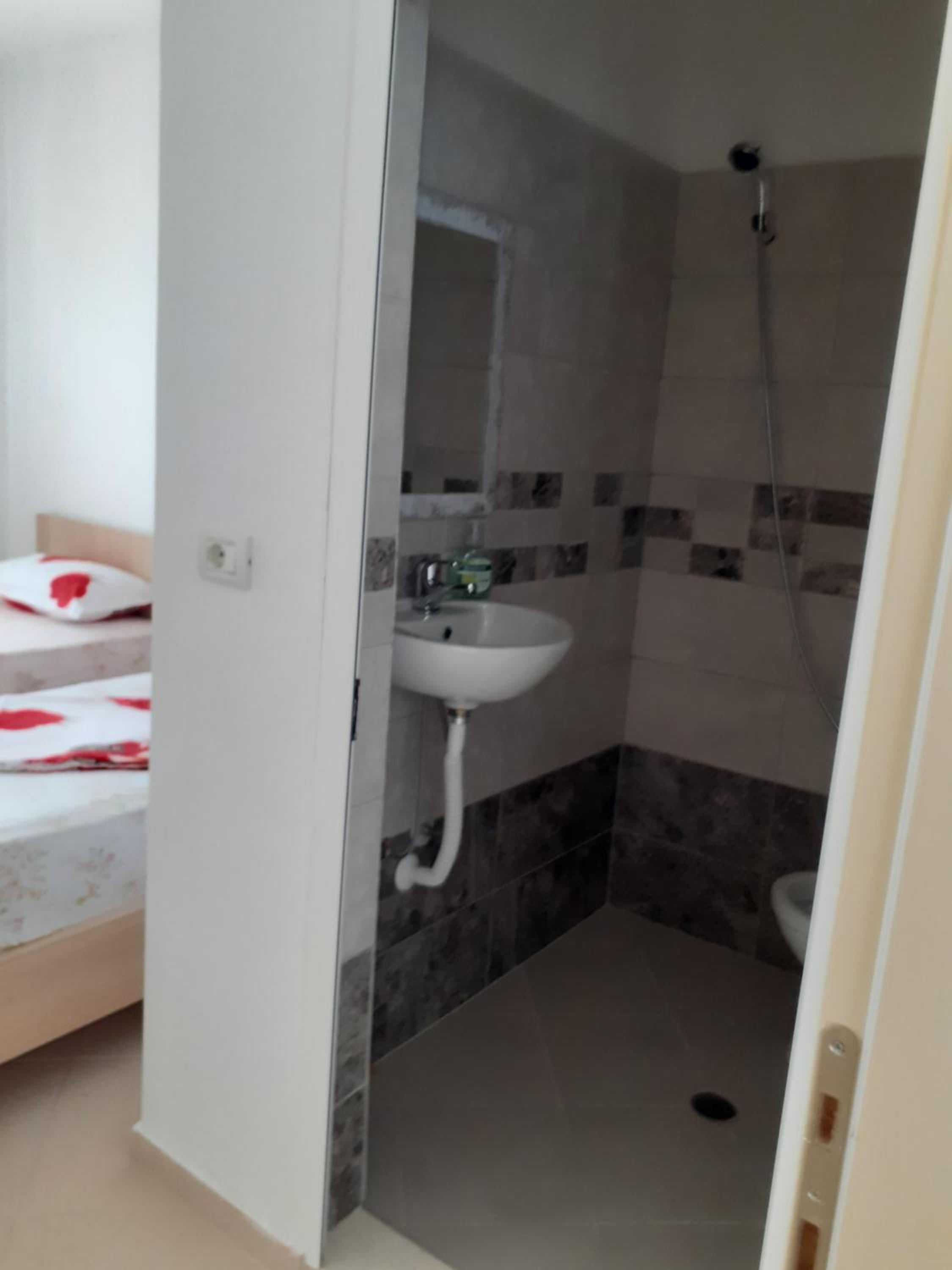 Budget Double or Twin Room photo 2