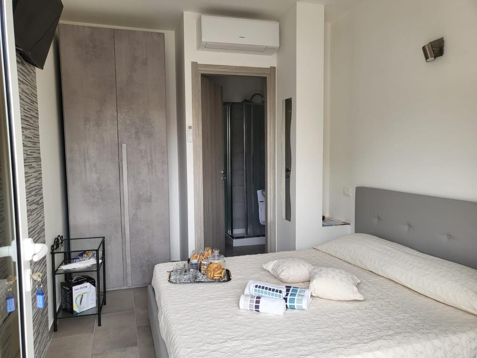 Double Room with Private Bathroom