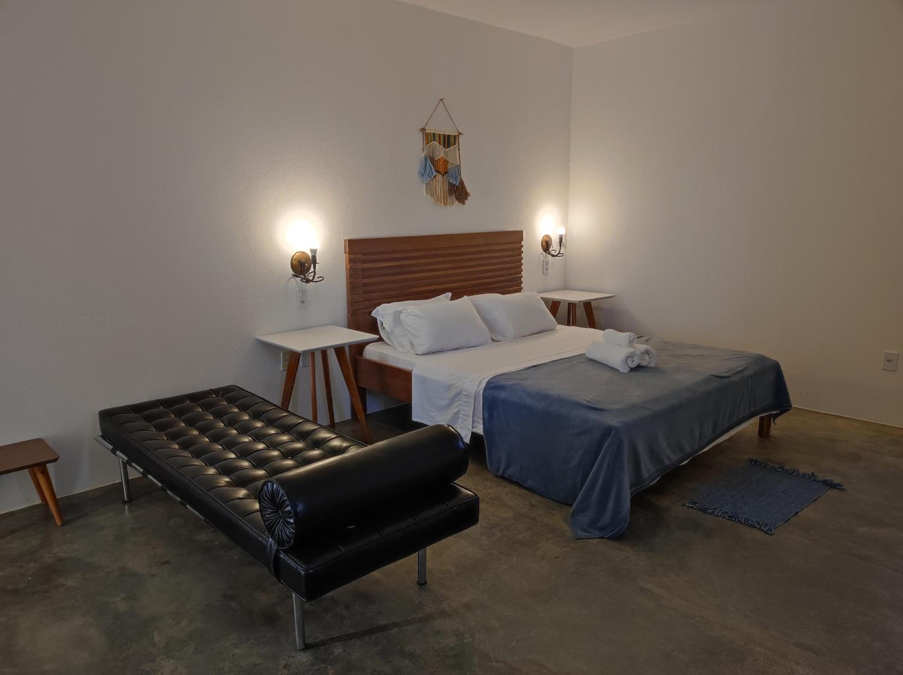 Deluxe Double Room with Balcony photo 3
