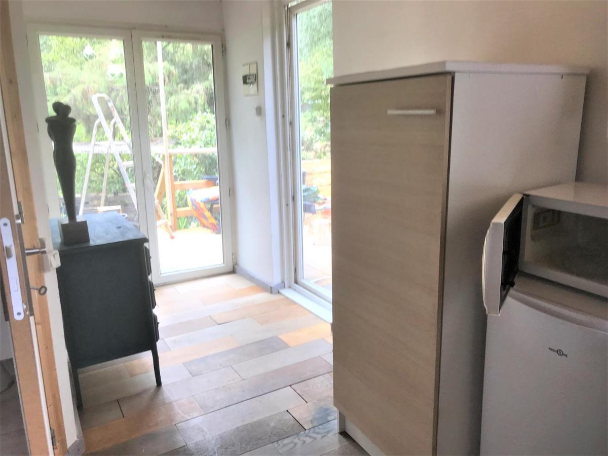 One-Bedroom House photo 3