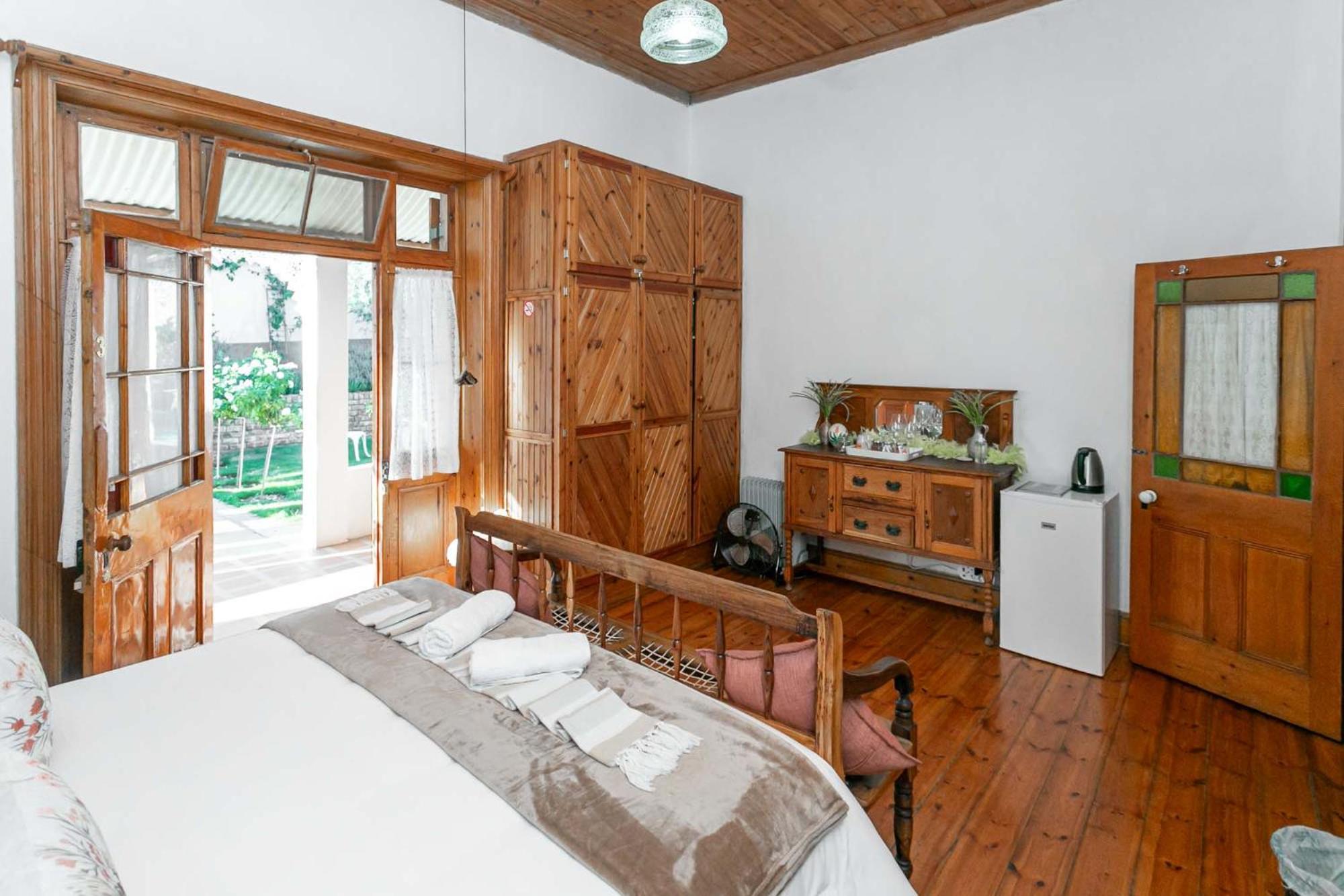 Twin/Double Room photo 2