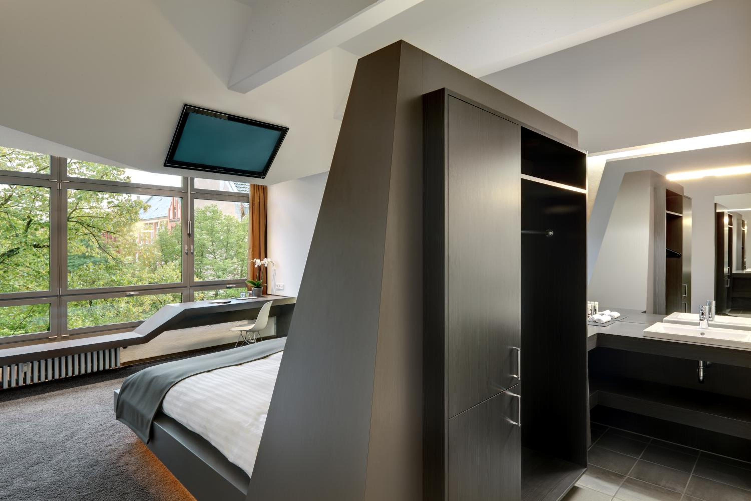 Double Room - Disability Access photo 2