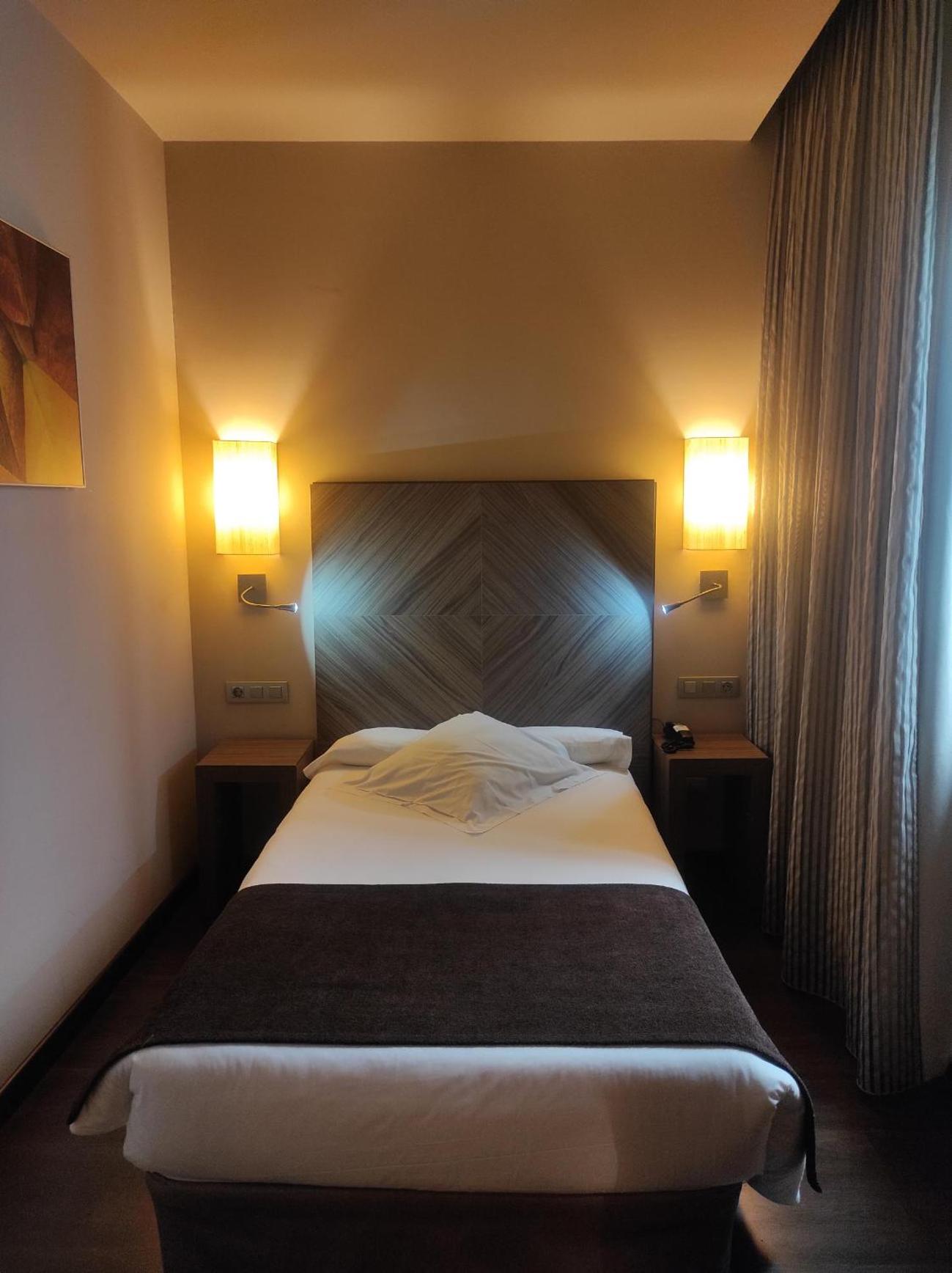 Budget Single Room photo 3