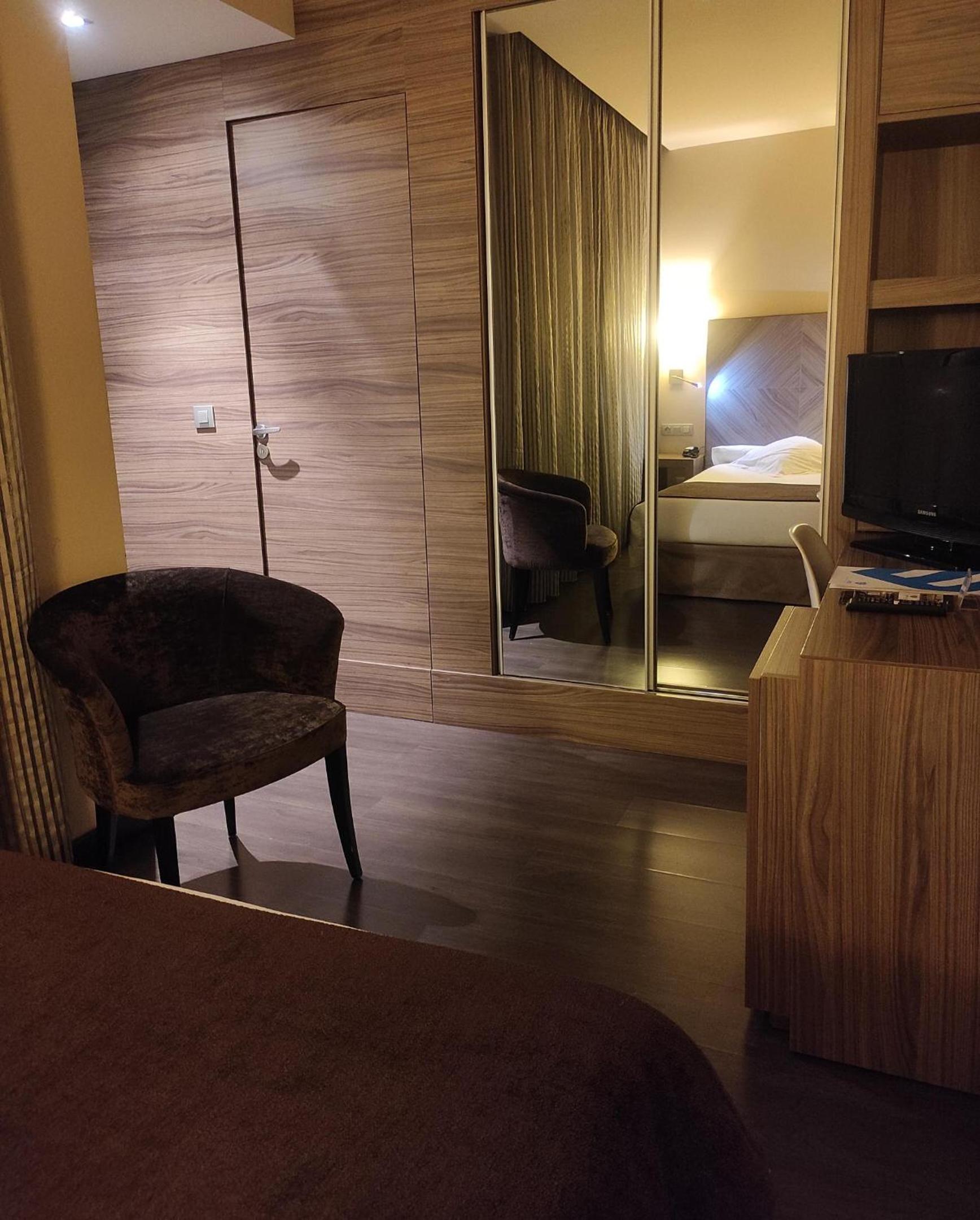 Budget Single Room photo 2