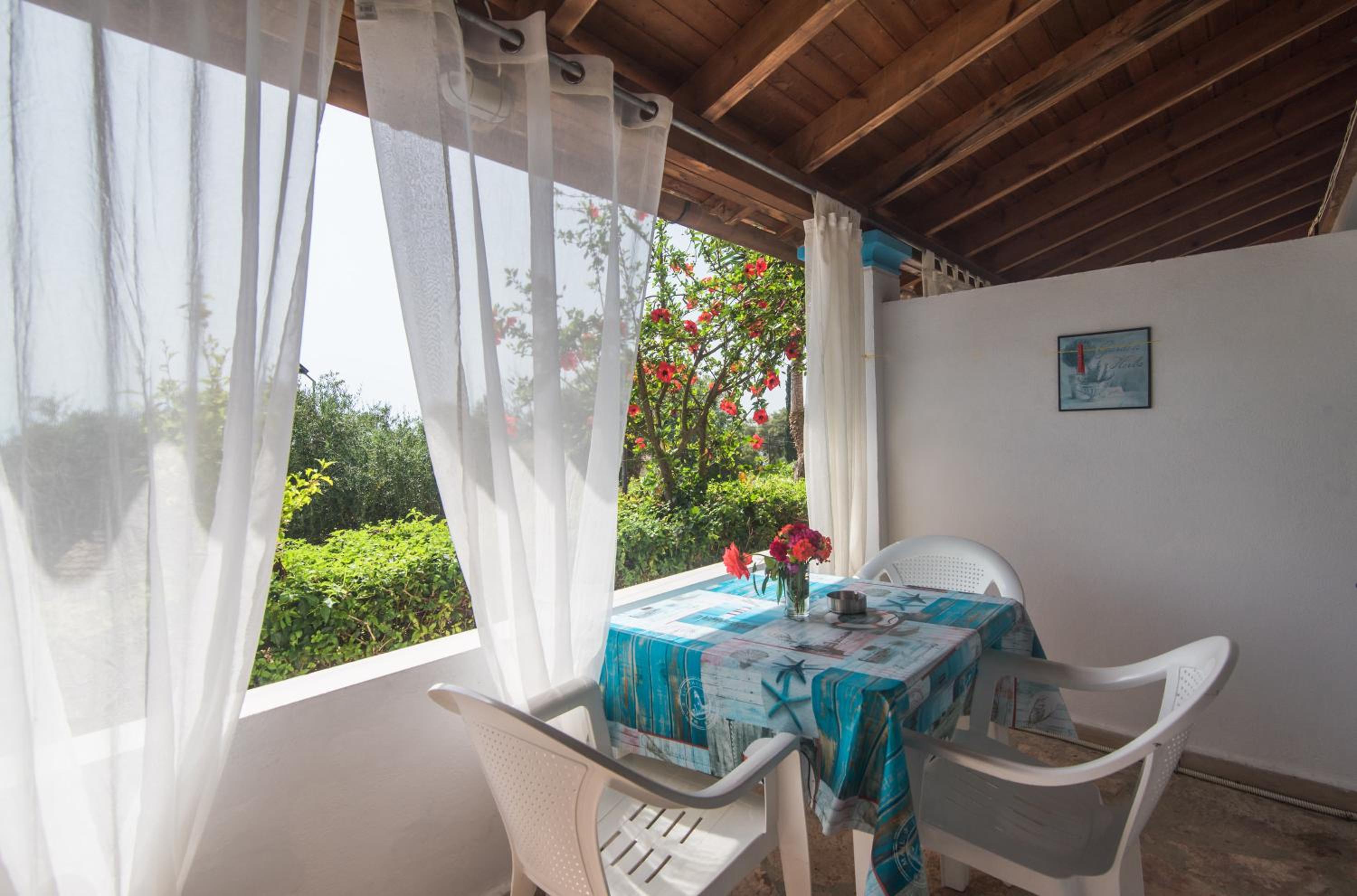 Superior One-Bedroom Apartment with Balcony - Photo 2