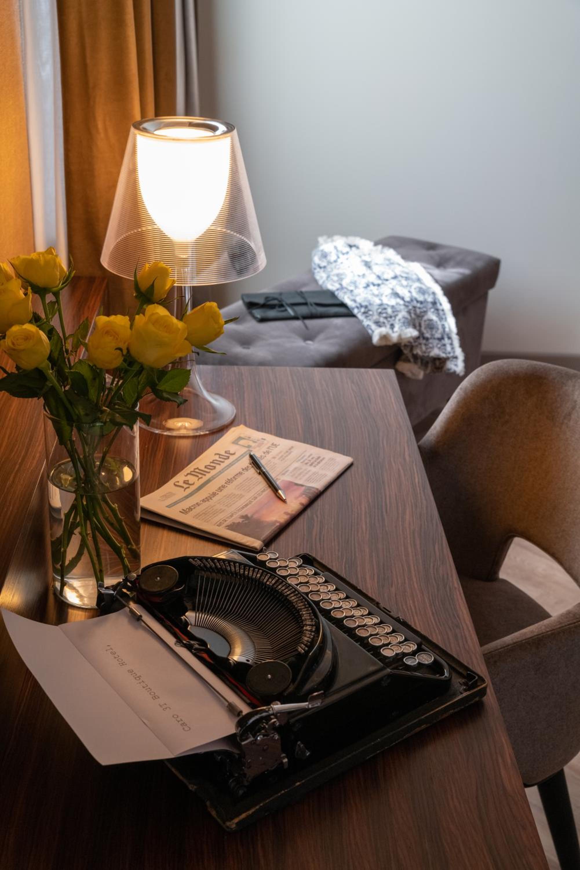 Suite - Photo 1