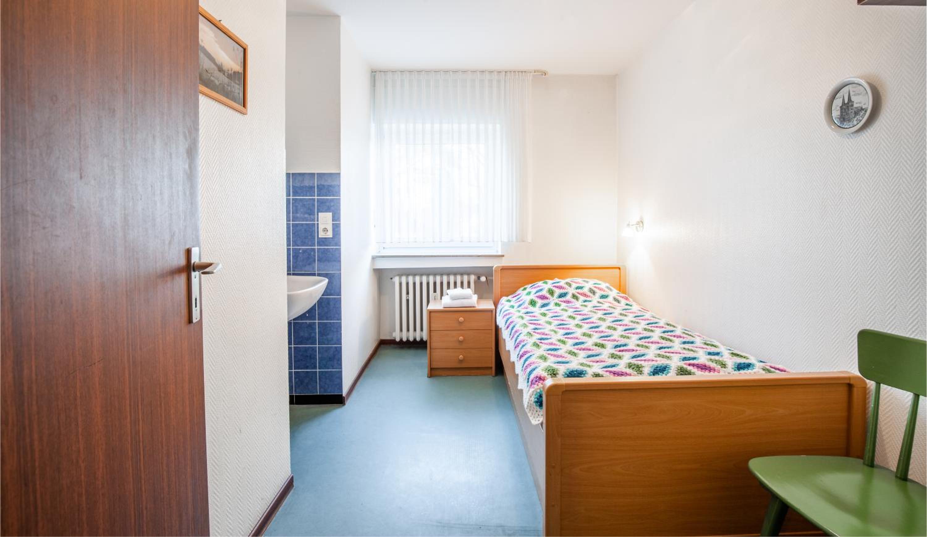 Economy Single Room