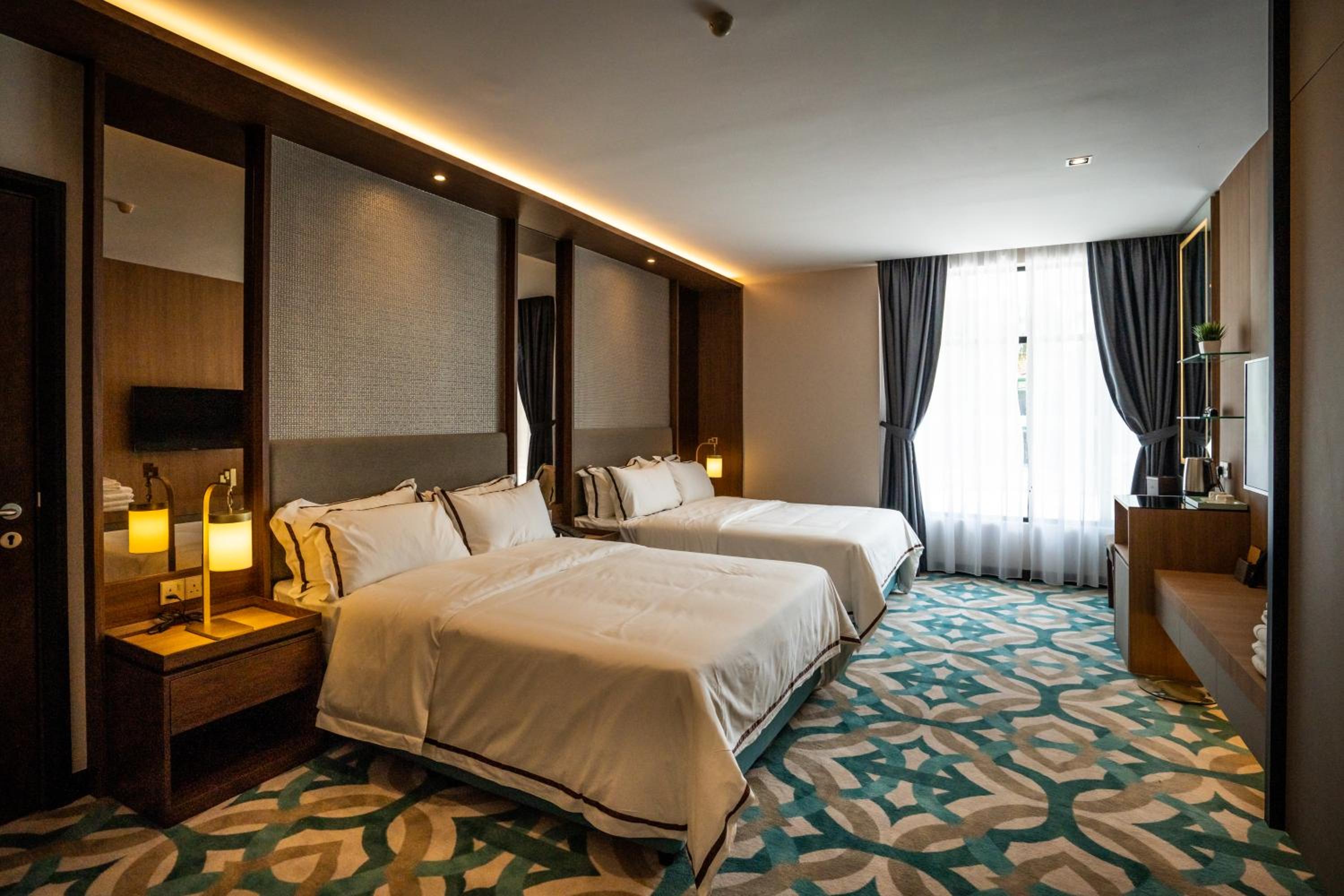 Executive Room 4 - Photo 1