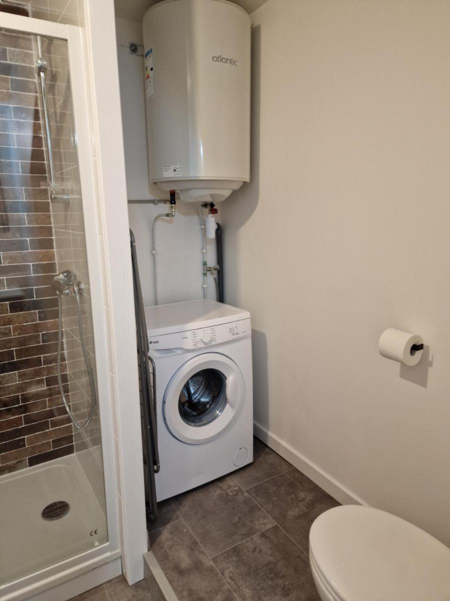 One-Bedroom Apartment - Photo 20
