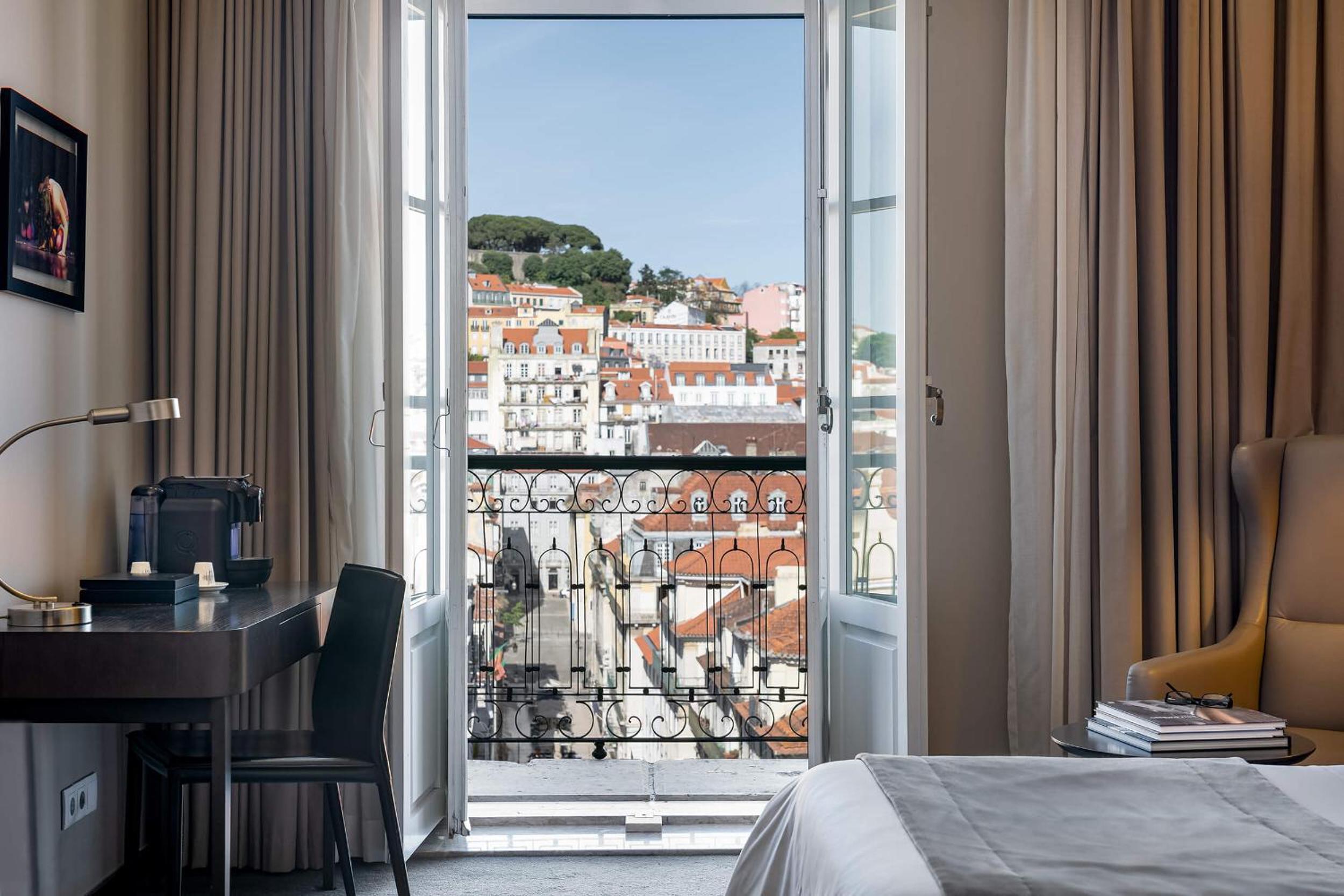 Superior Double or Twin Room - Photo 4