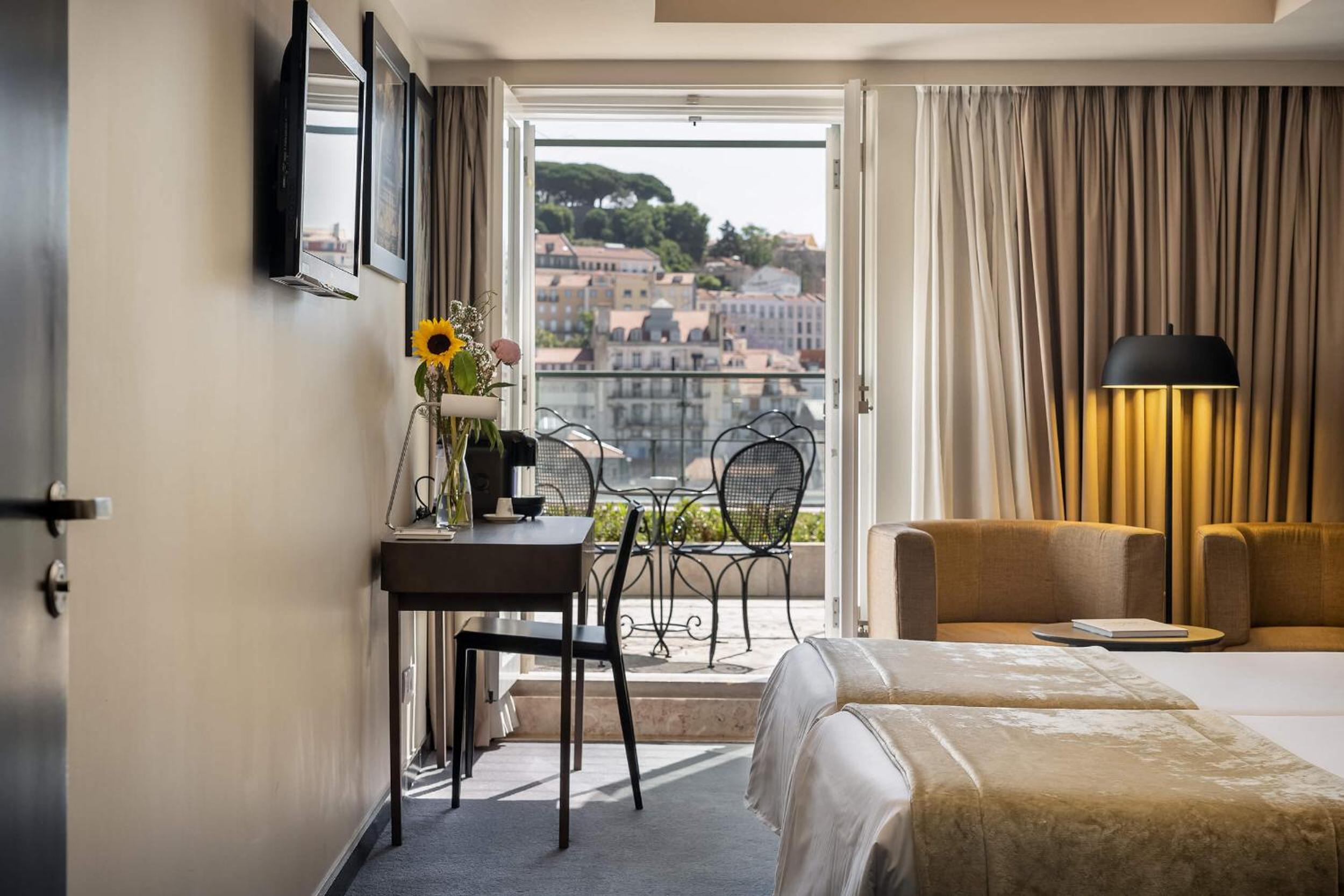 Premium Double or Twin Room with Terrace - Photo 3