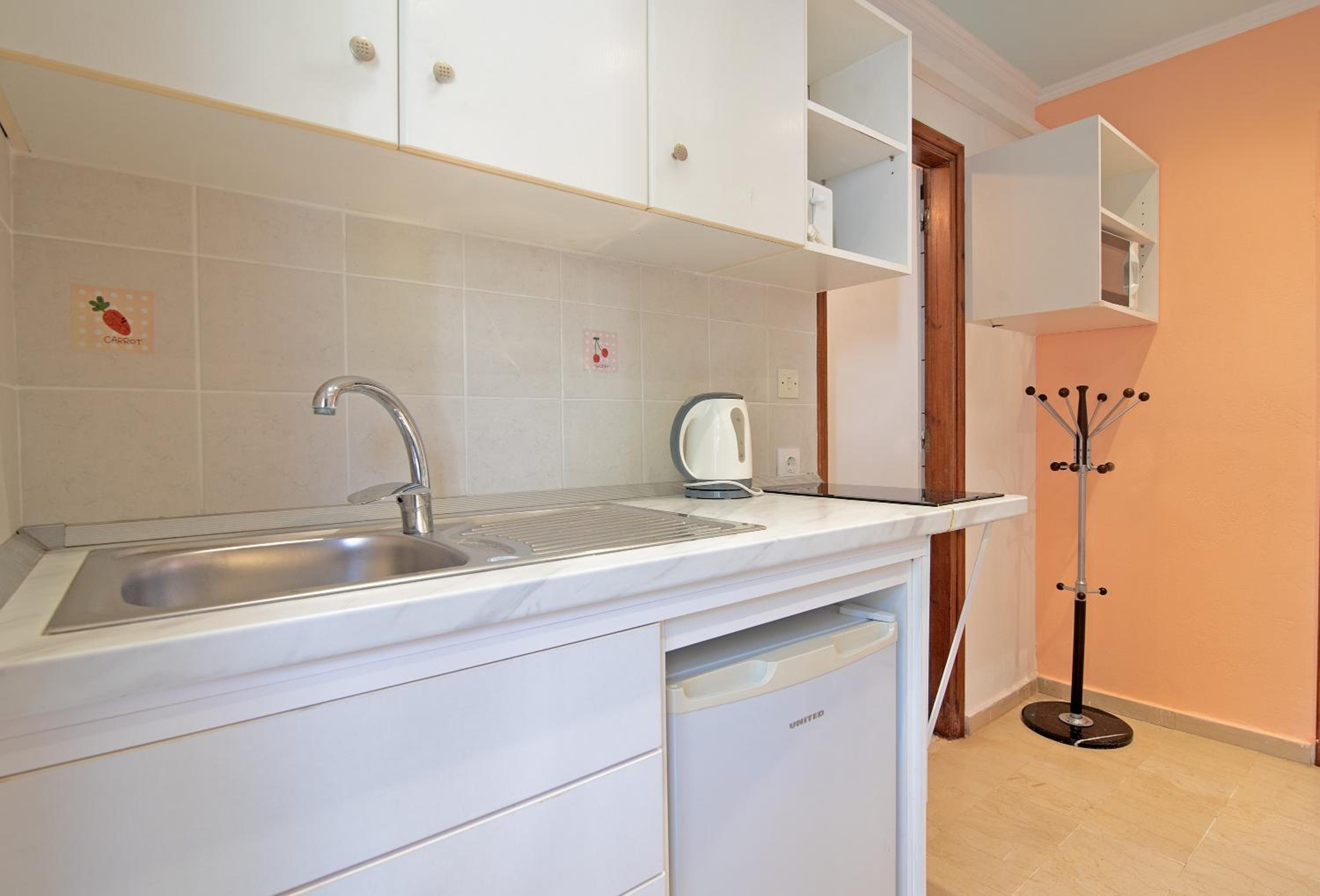 Superior One-Bedroom Apartment with Balcony - Photo 17