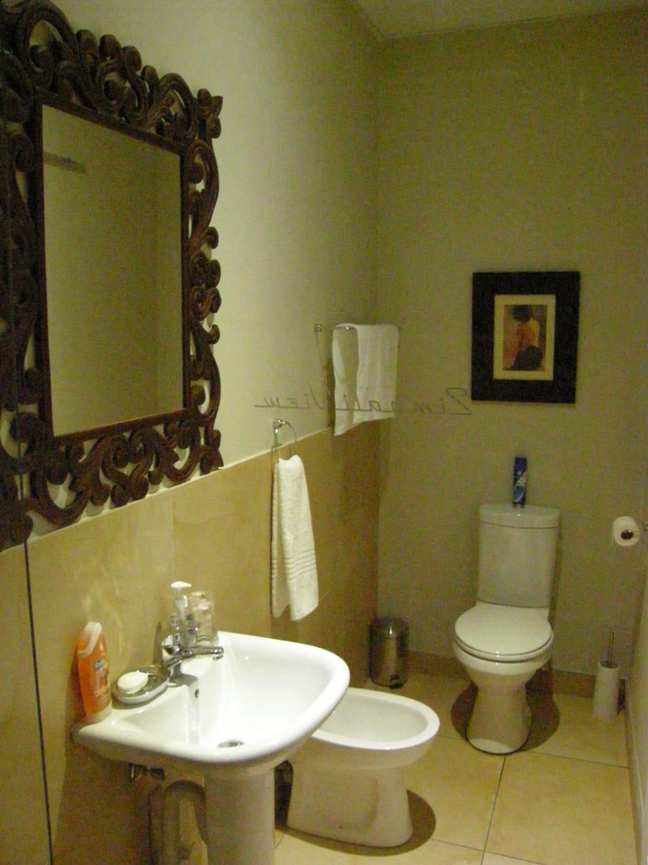 Queen Room to Pool with Sea View - Photo 5