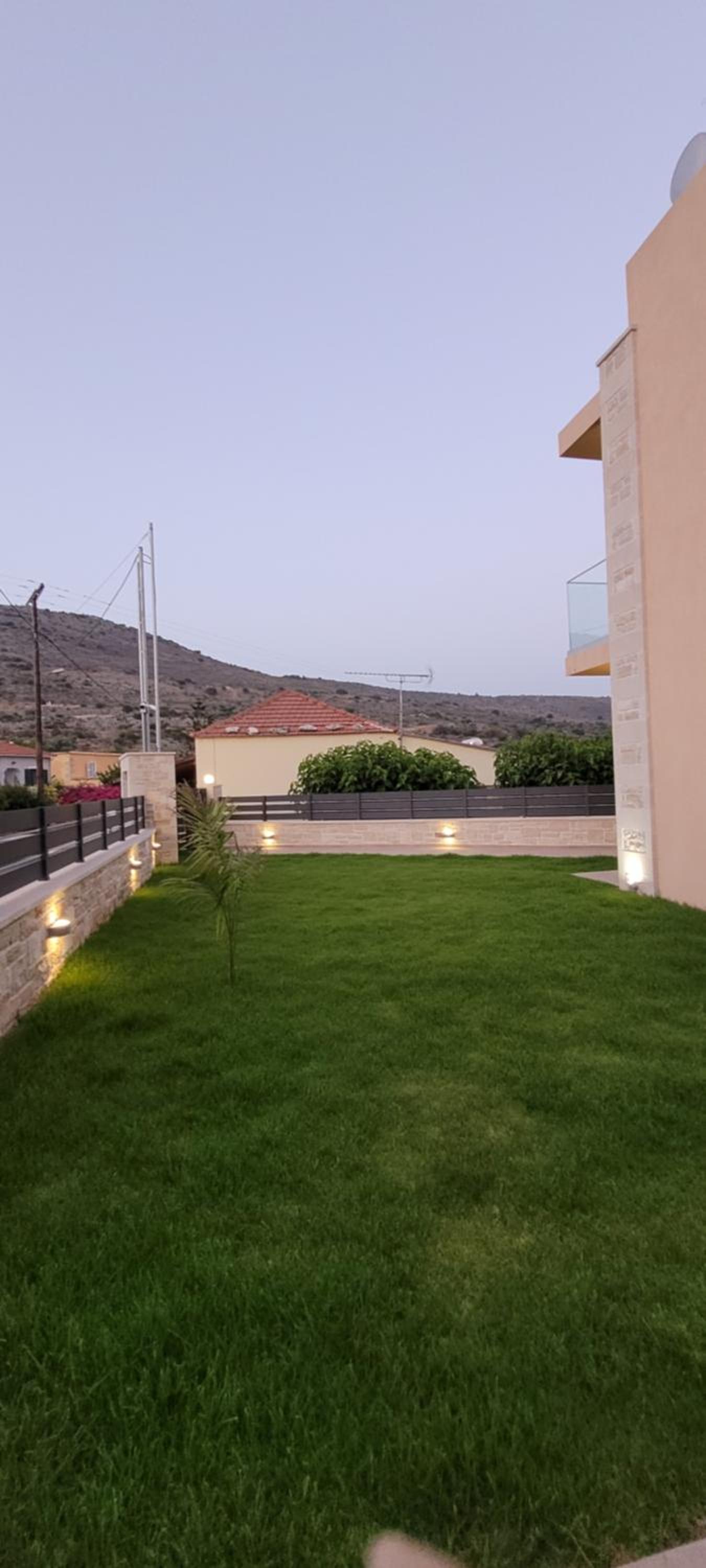 Villa photo 2