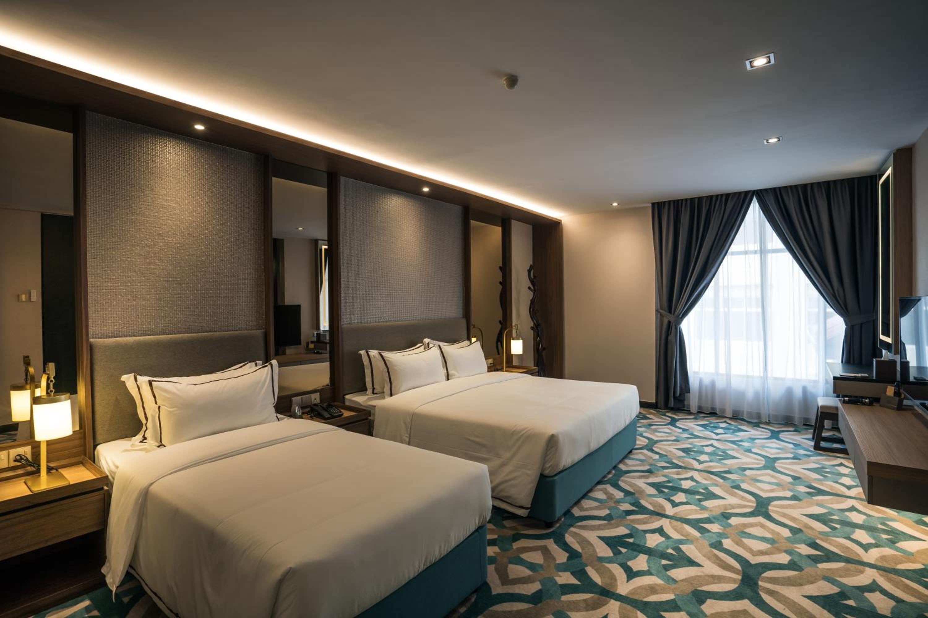 Executive Room 3 - Photo 1