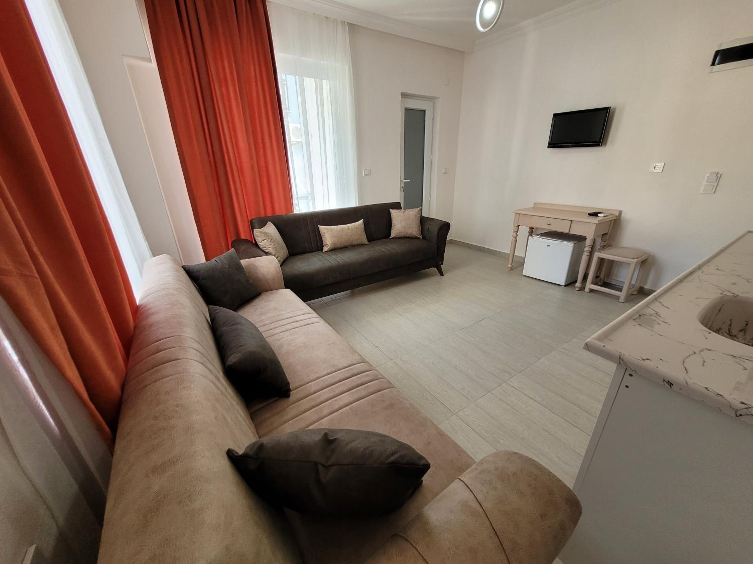 Family Suite - Photo 8