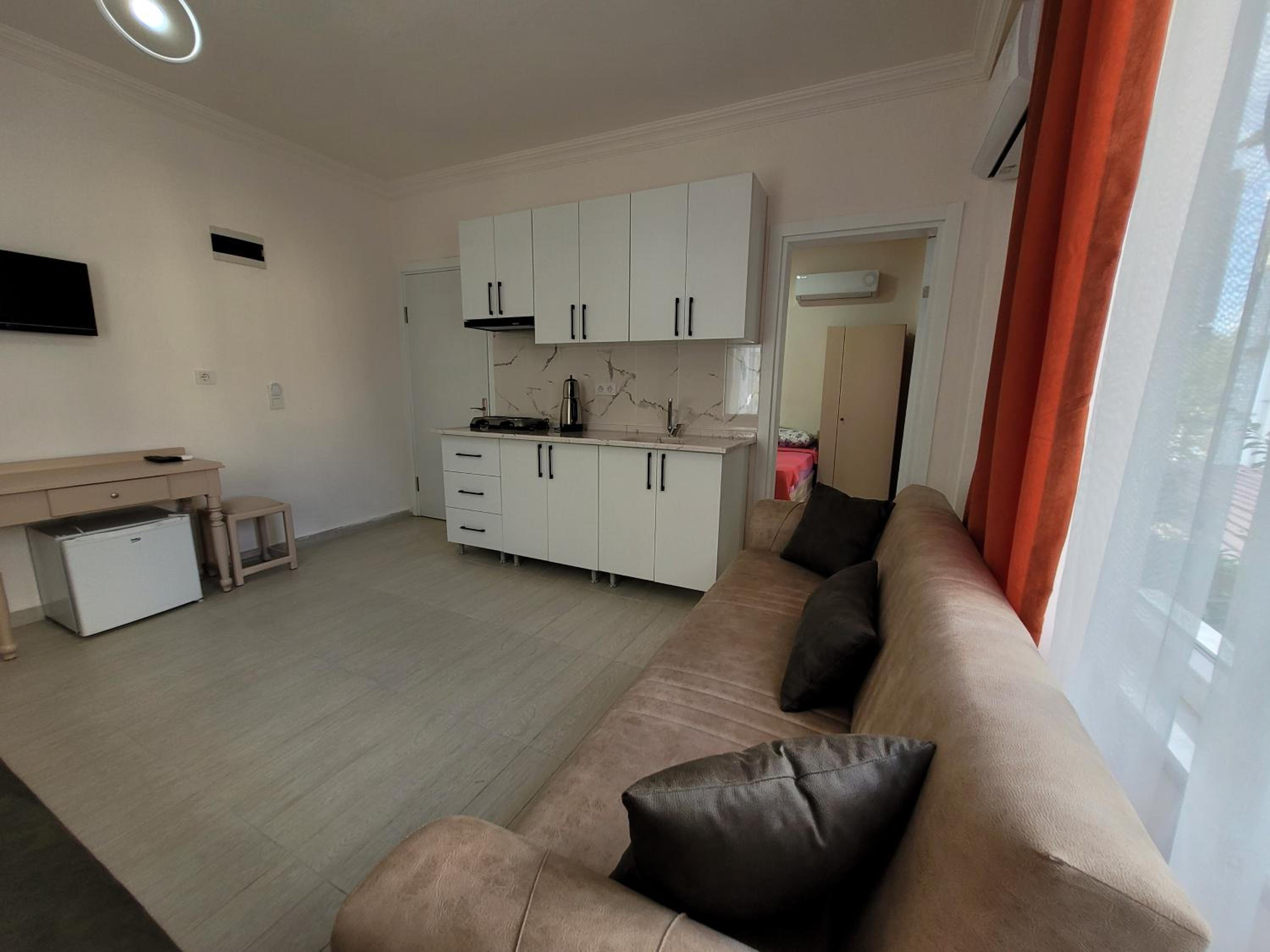 Family Suite - Photo 7