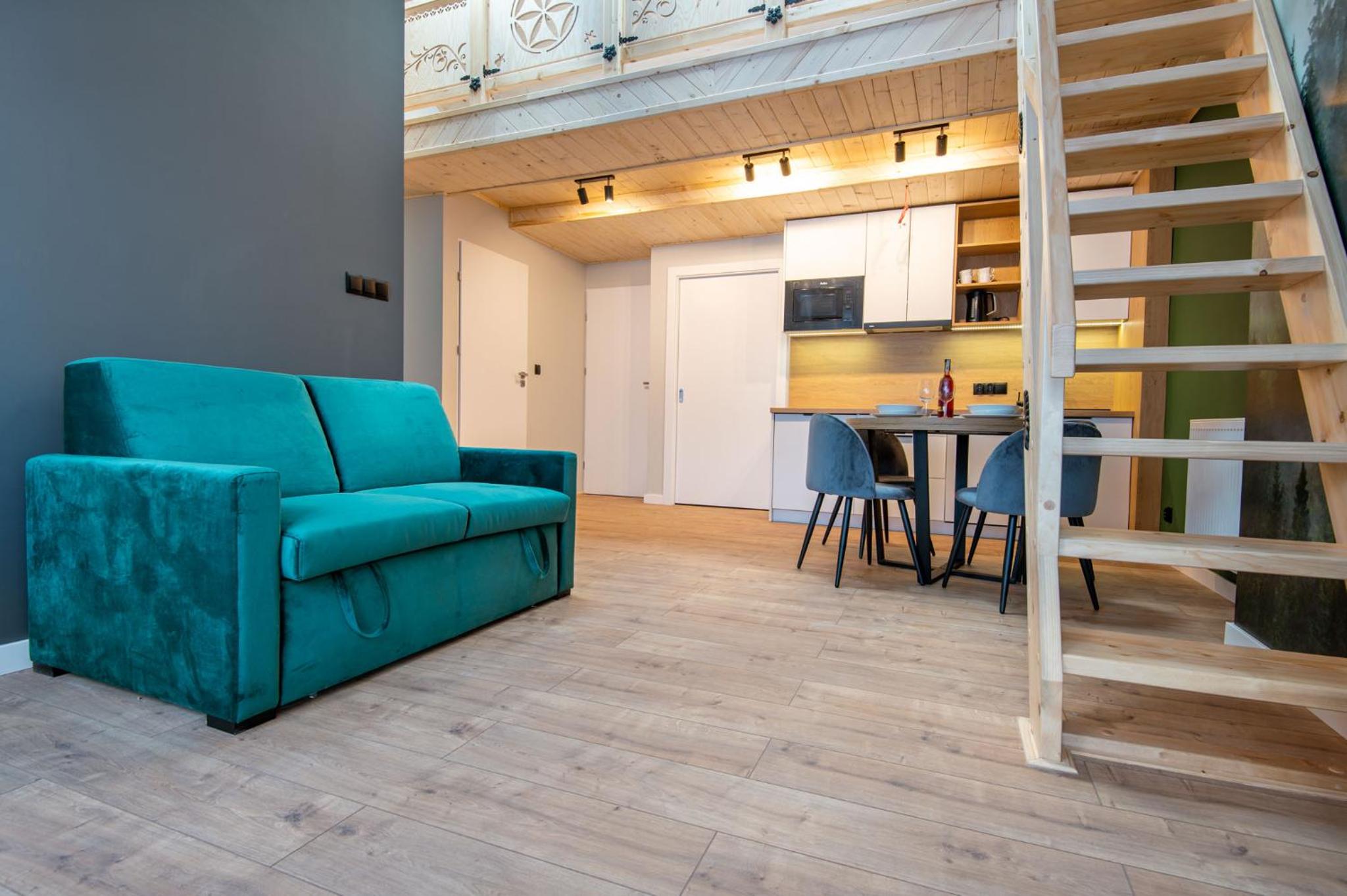 Family Studio - Photo 6